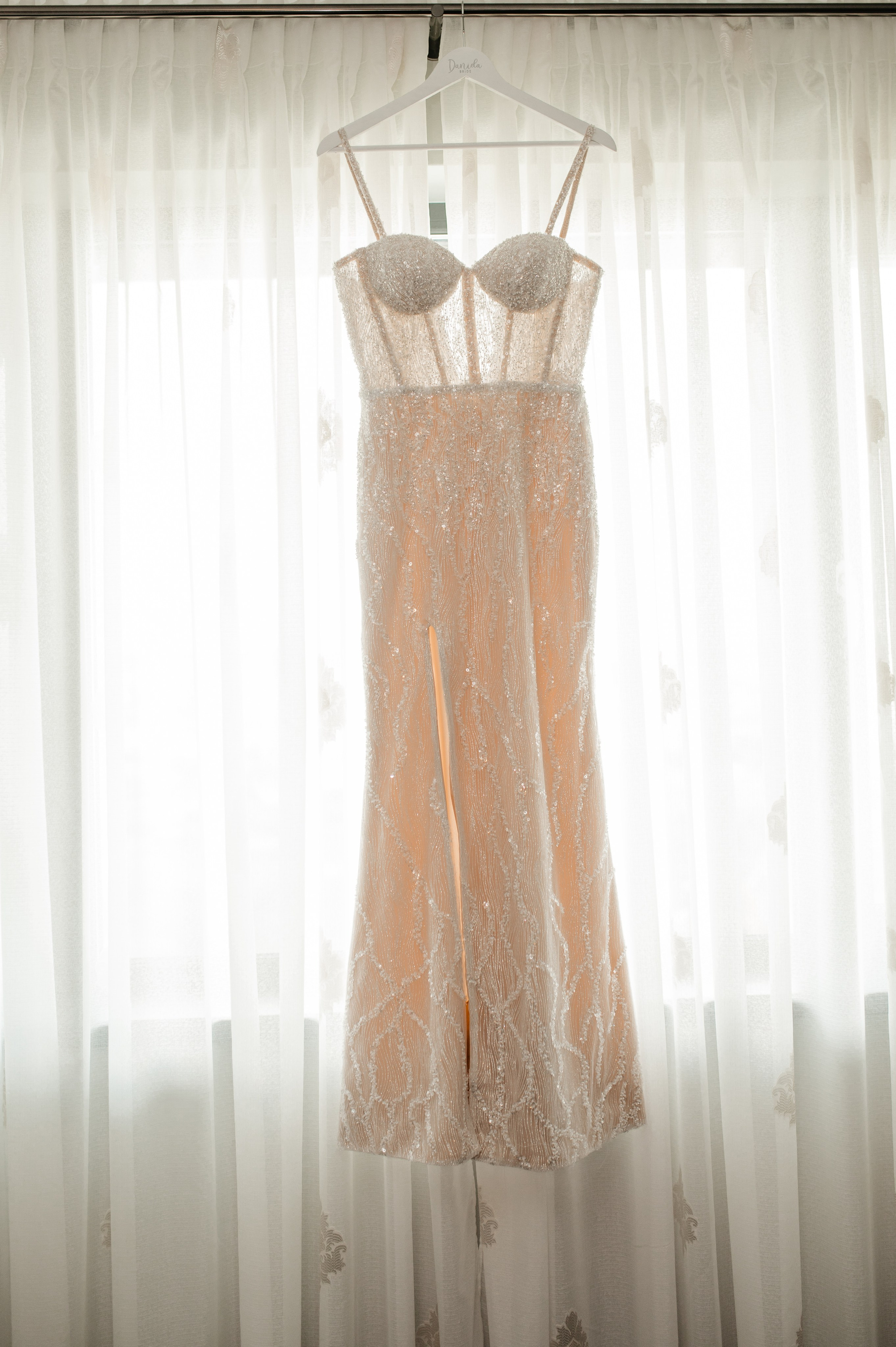 Fotograf si videograf de nunta in stil fotojurnalistic. Proud Vision Weddings | Wedding Photography & Film — Servicii profesionale Foto Video Nunta Iasi