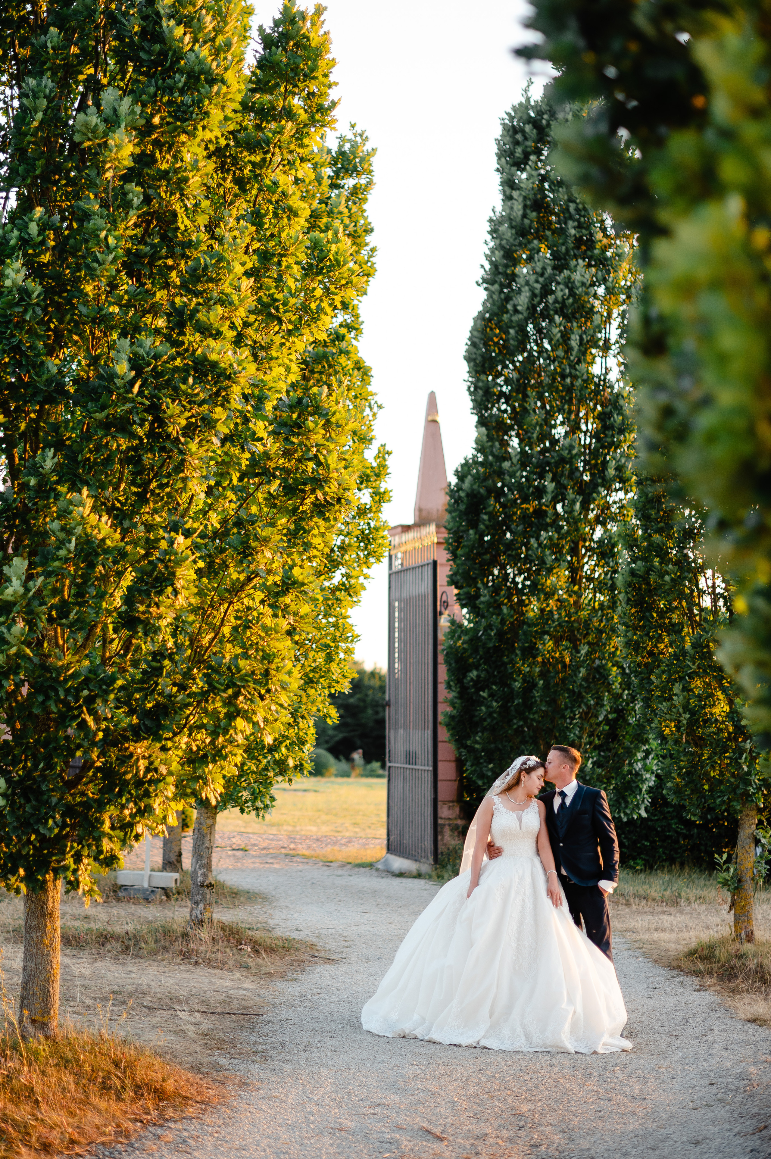 Christina und Oliver: Eine Märchenhochzeit im Schloss Walkershofen