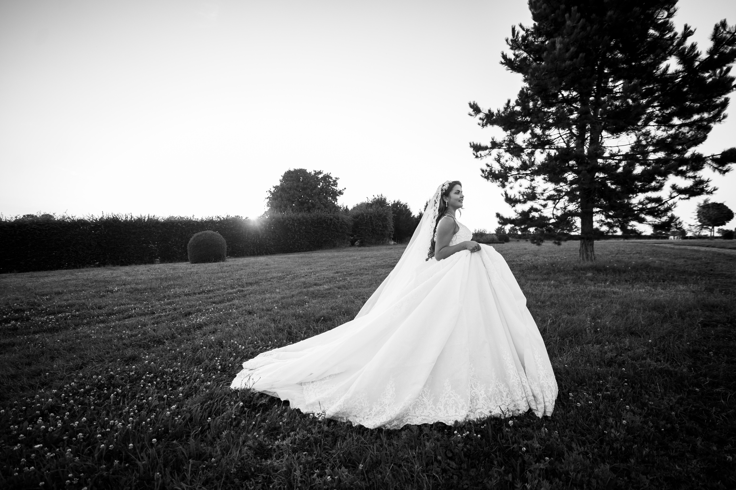 Christina und Oliver: Eine Märchenhochzeit im Schloss Walkershofen