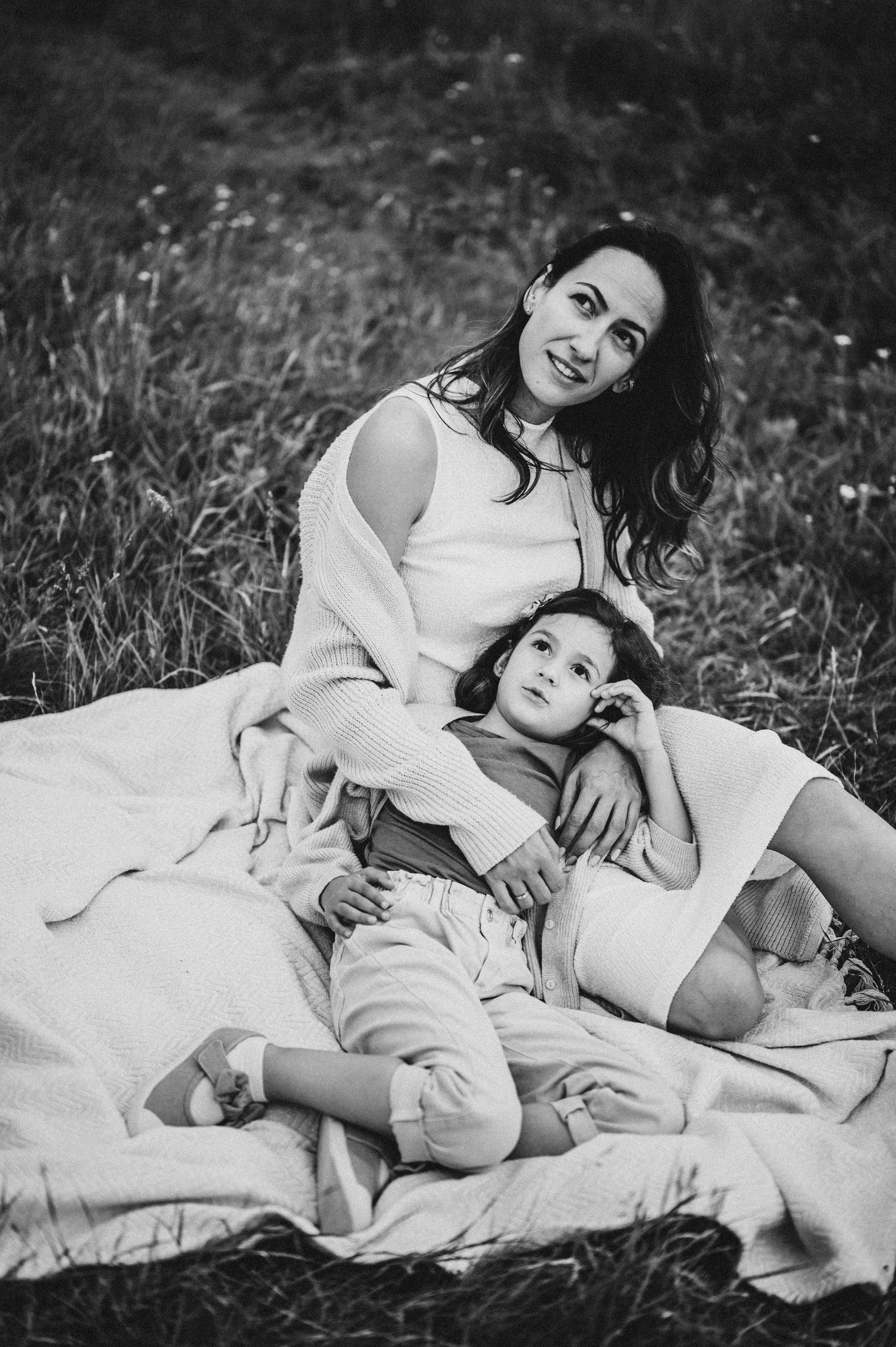 Bojana i Srna / mammy and me photosession. Deciji i porodicni fotograf u Beogradu Oksana Skendzic