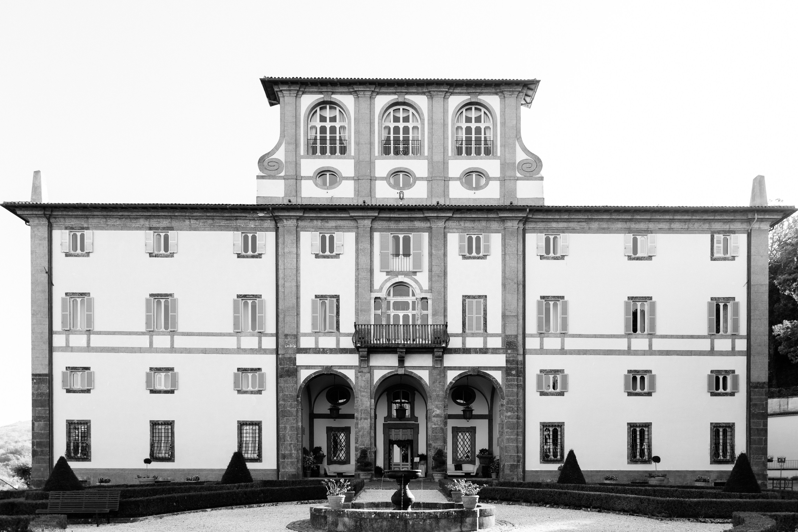 Wedding photographer in Rome, Tuscany, Lake Como, Sicily, Puglia, all. Wedding Photographer Rome Tuscany Como Sicily Puglia Amalfy Italy- Oksana Savenchuk