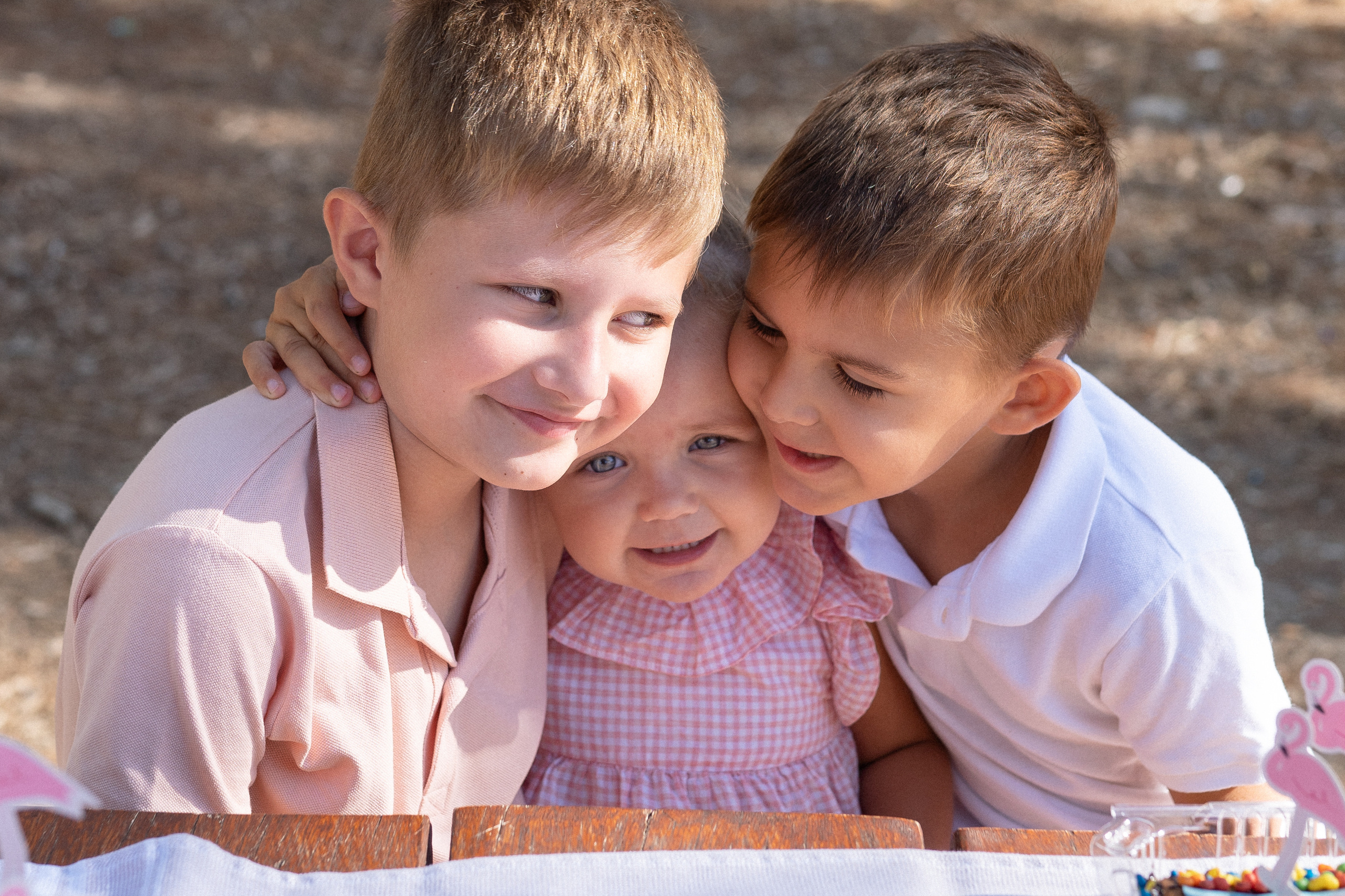 Family event celebration photo shooting. Photographer in Madrid, Spain. Alyona Belyaninova