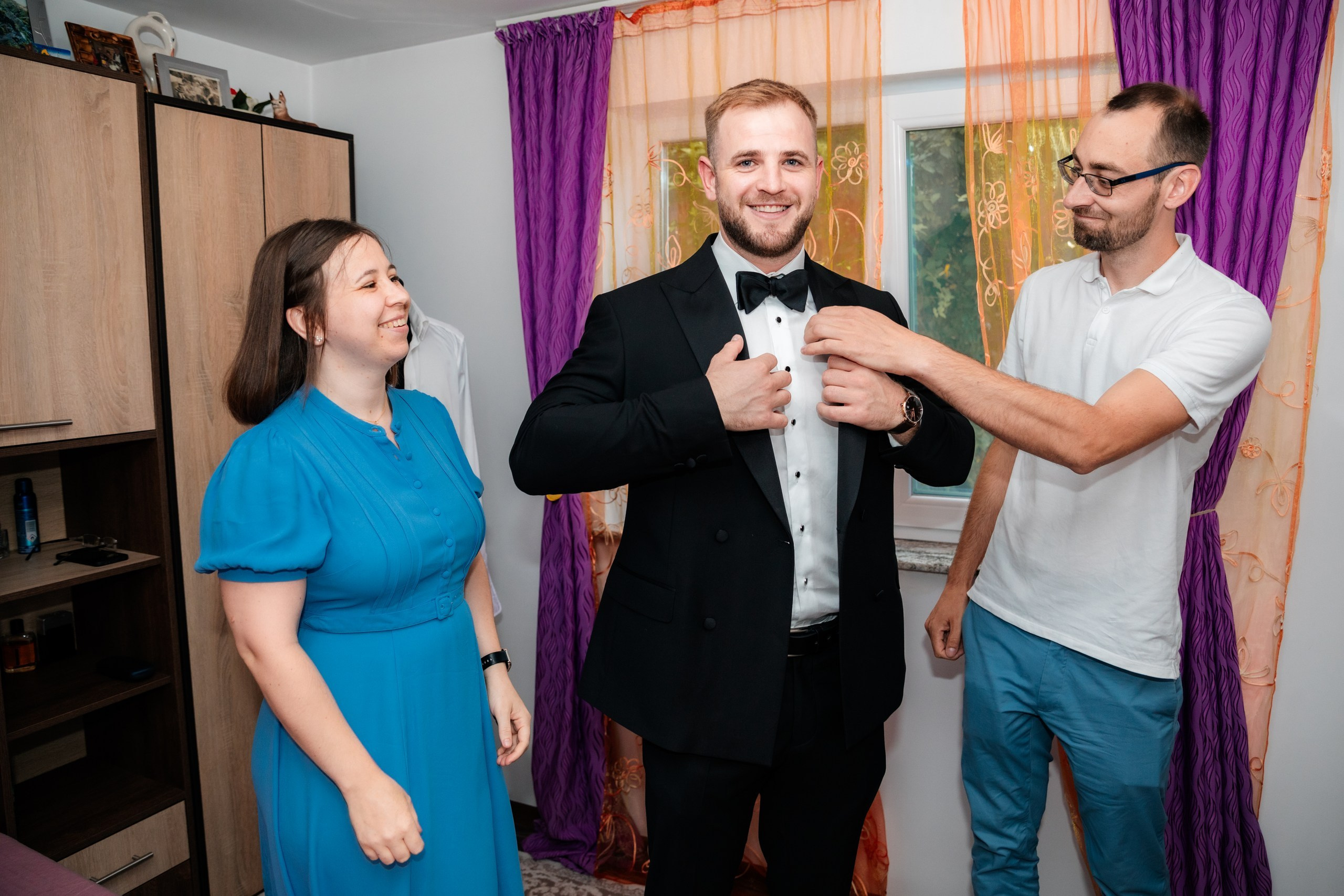 servicii foto. servicii foto Botoșani. servicii foto video Botoșani. fotograf nunta. fotograf evenimente. fotograf nunta Botoșani. Alin chirila. Alin chirila fotograf. Alinofotostudio.- Mire și mireasă – Sergiu & Liliana – ziua nunții, 2024  - Emoții în ziua nunții – Sergiu și Liliana  - Dansul mirilor – fotografie artistică nuntă 2024  - Sedinta foto romantică în natură – Sergiu & Liliana  - Rochia de mireasă și detalii de nuntă elegante