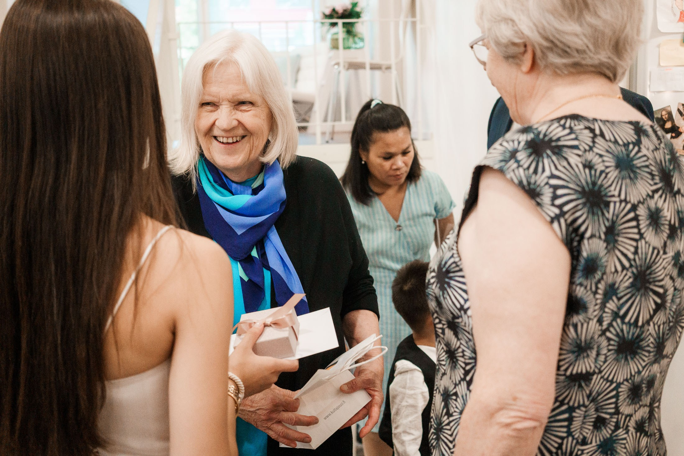Rippi- ja dokumentaarinen rippijuhlan kuvaus Espoossa