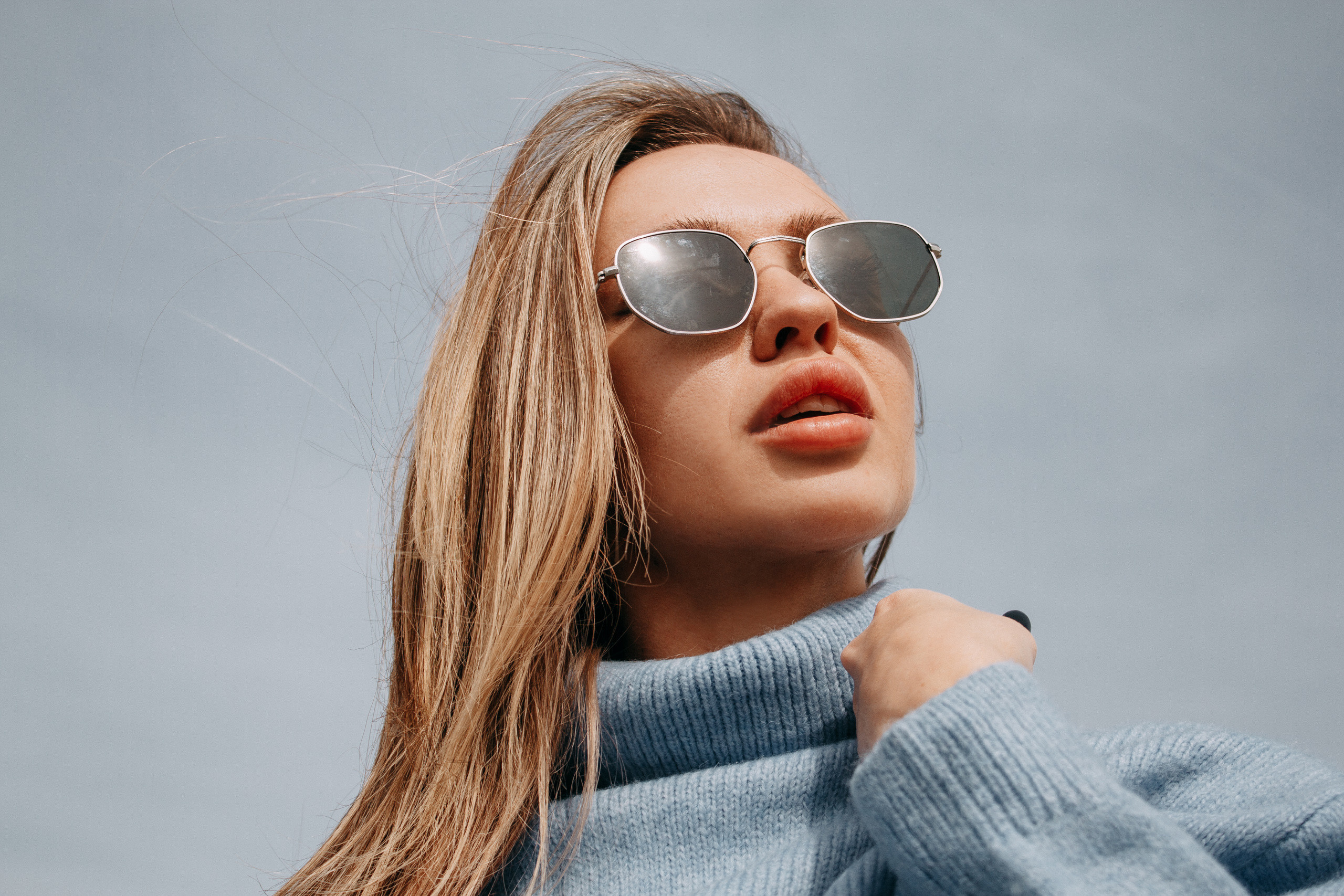 We catch planes. Wedding and portrait photographer in Beograd Ekaterina Makedonskaya