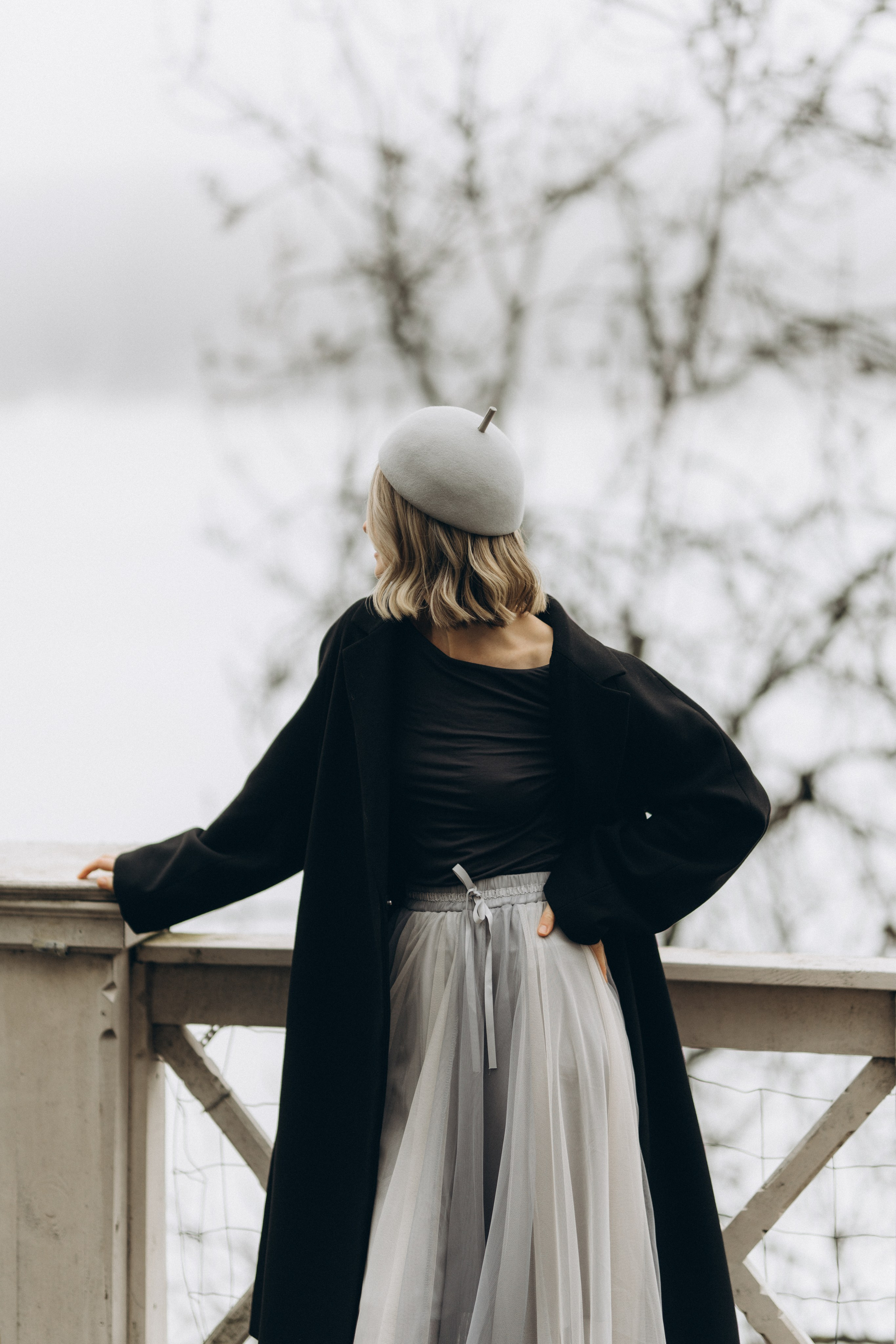 Woman phoshoot. Wedding and portrait photographer in Helsinki Vickan O