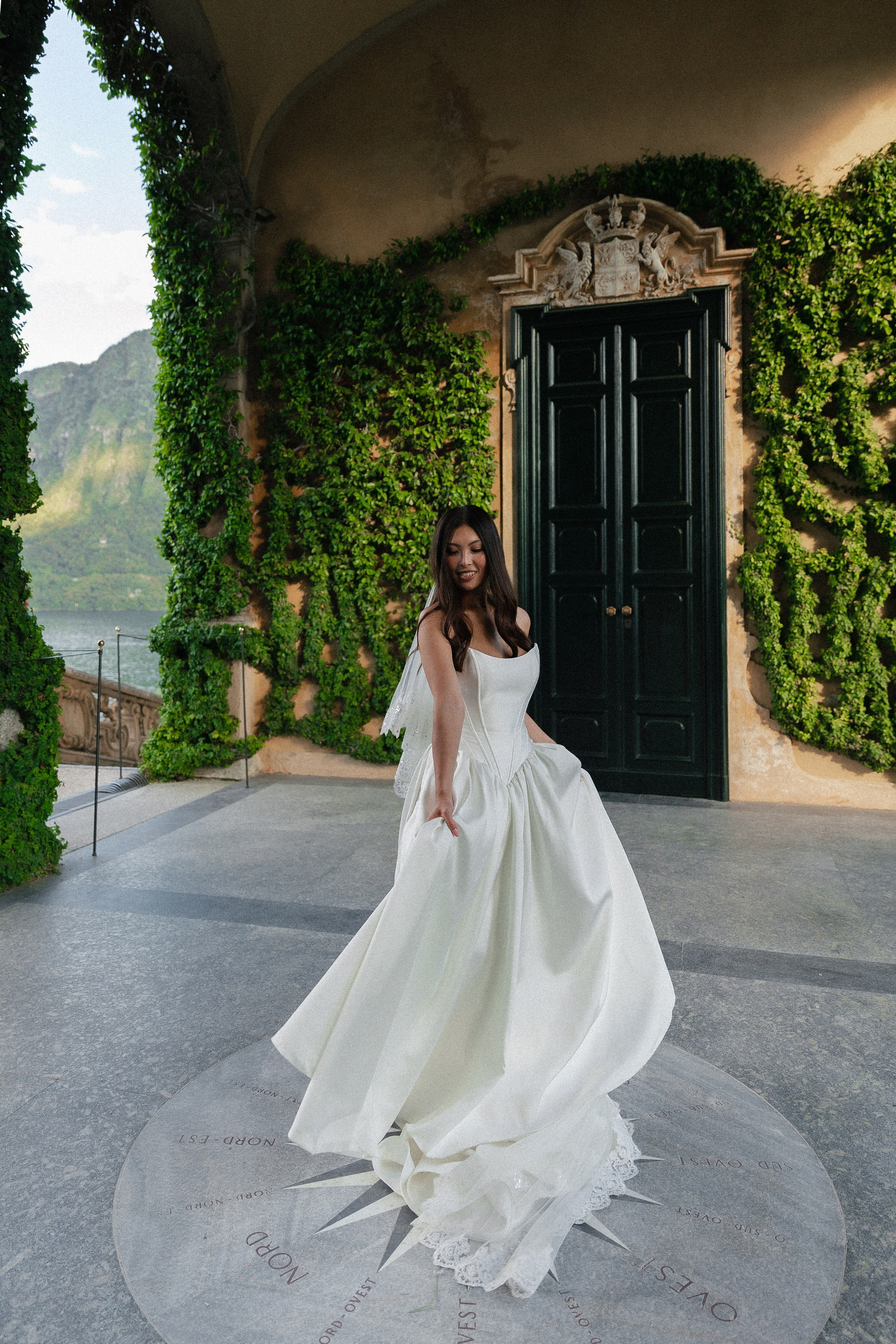 Lily & Zach, Villa del Balbianello. Photographer in Italy Anna Linnik