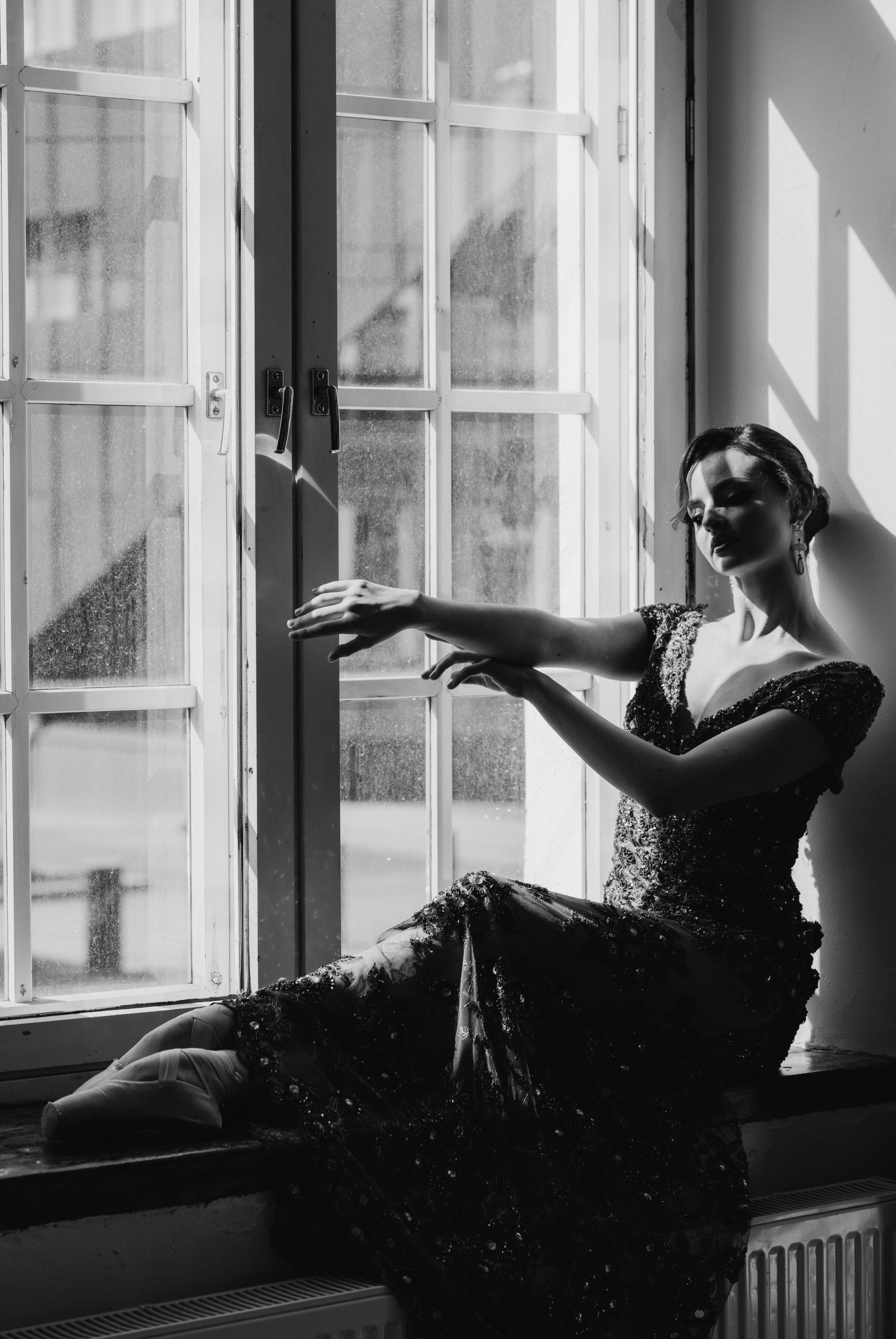 Riikka Couture, Riikka Ikäheimo, Violetta Keller, Portrait, Dancer. Wedding and portrait photographer in Helsinki Vickan O