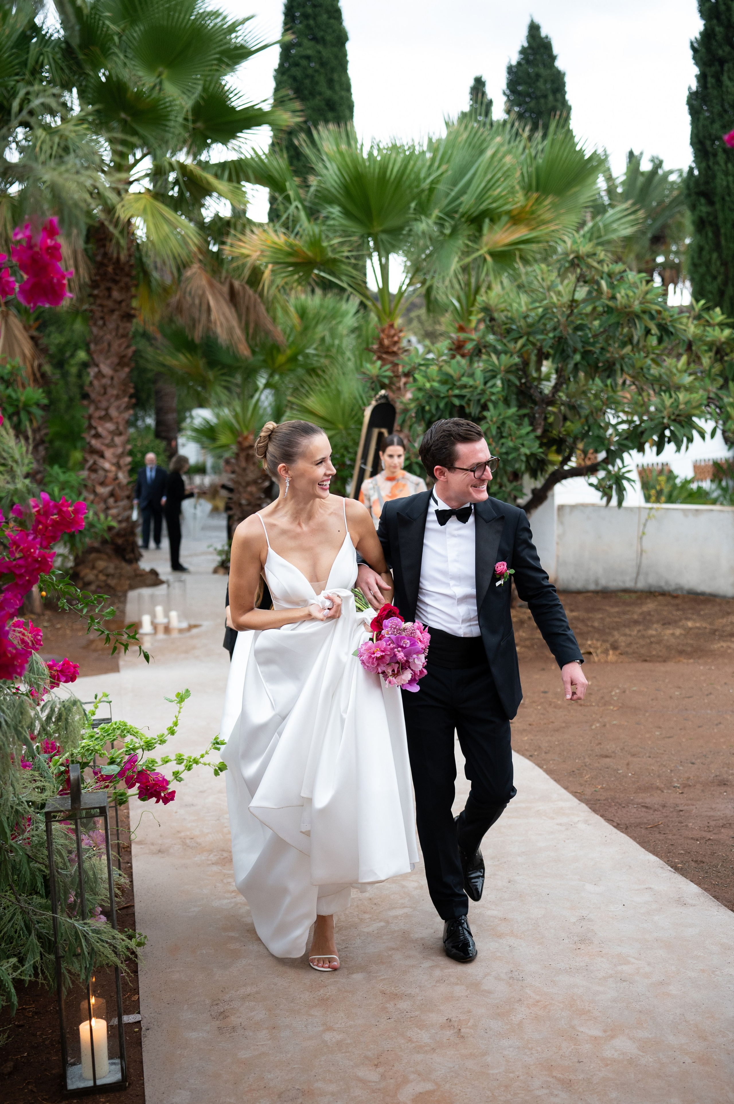 Nico & Mira. Wedding photographer in Spain