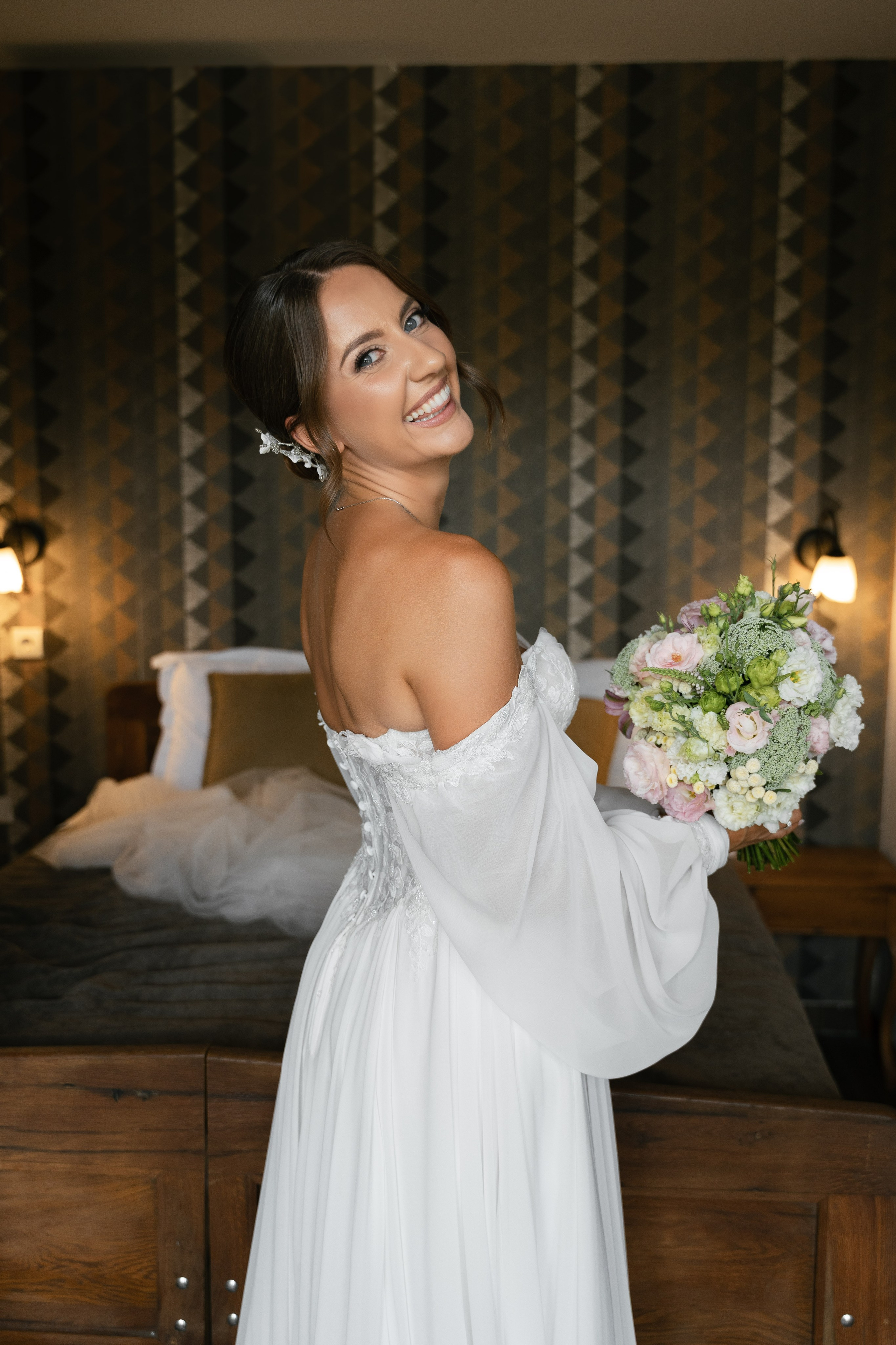 M&D|Between City Lights and Hidden Oasis. Black Sheep Produkcija| Wedding Photography and Wedding Films, based in Kragujevac, Europe / Fotograf i videograf, Kragujevac, Srbija