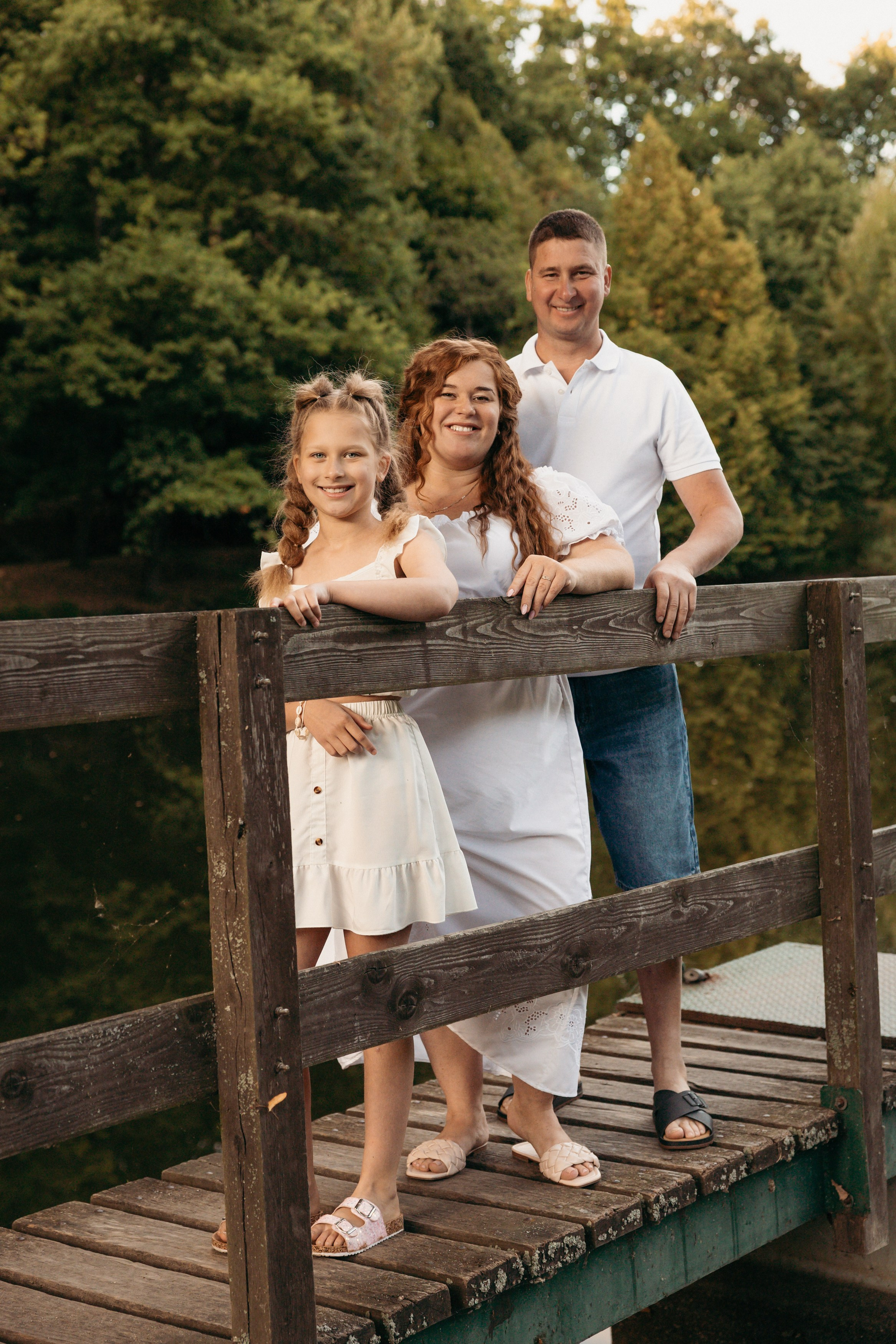 Tehotenské Focení ve přírodě. Lifestyle and Family Photographer in Pisek Oxana Telupilova