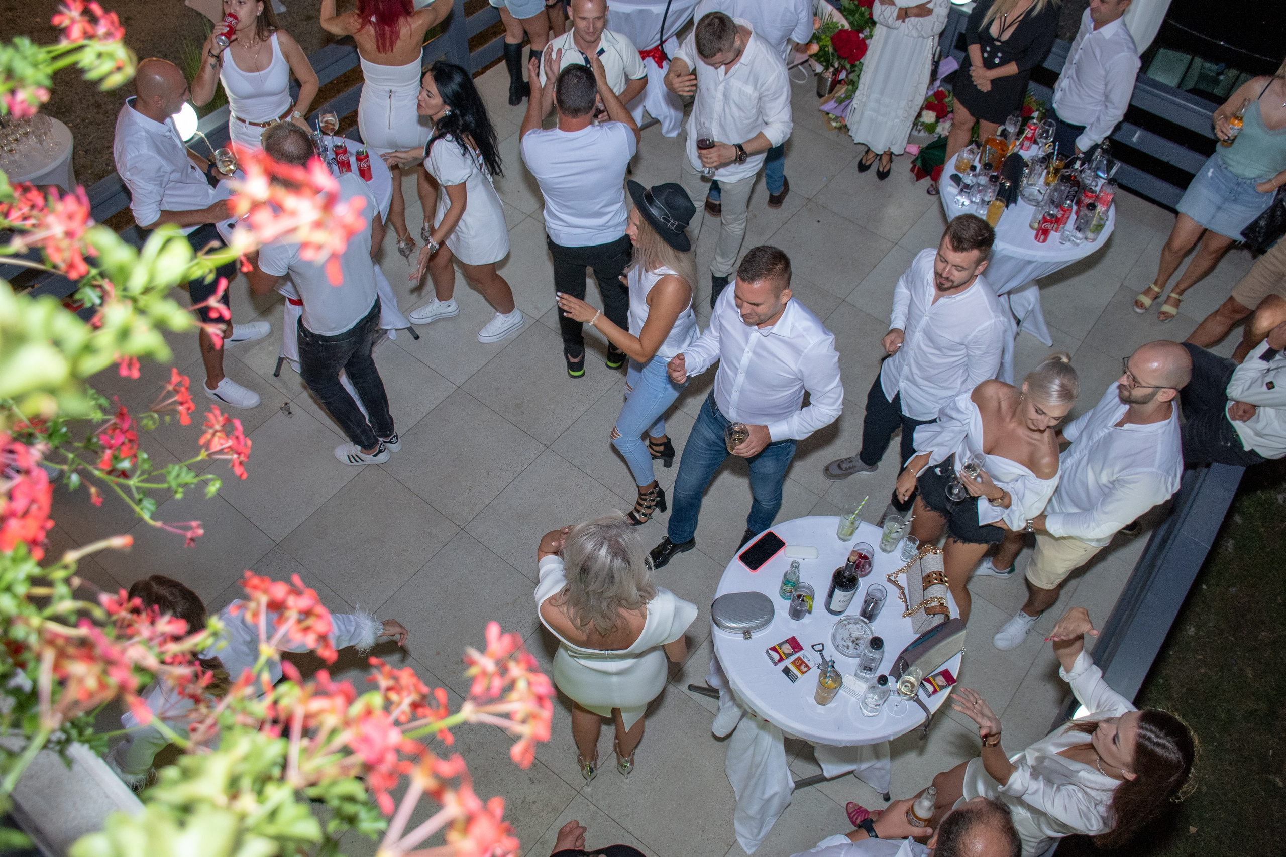 Aniversare MĂDĂLINA. RRStudio — Fotograf evenimente