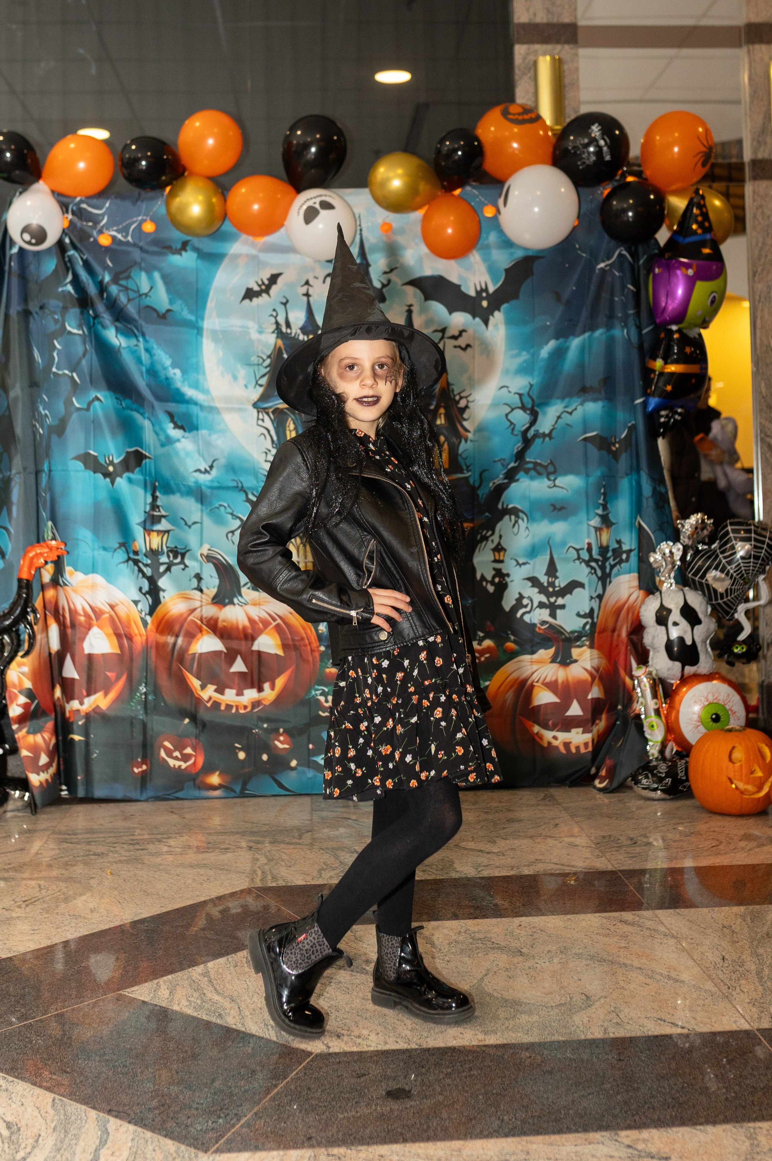 Leo dance studio Helloween 2025. Семейный и детский фотограф в Варшаве Мила Бобровская