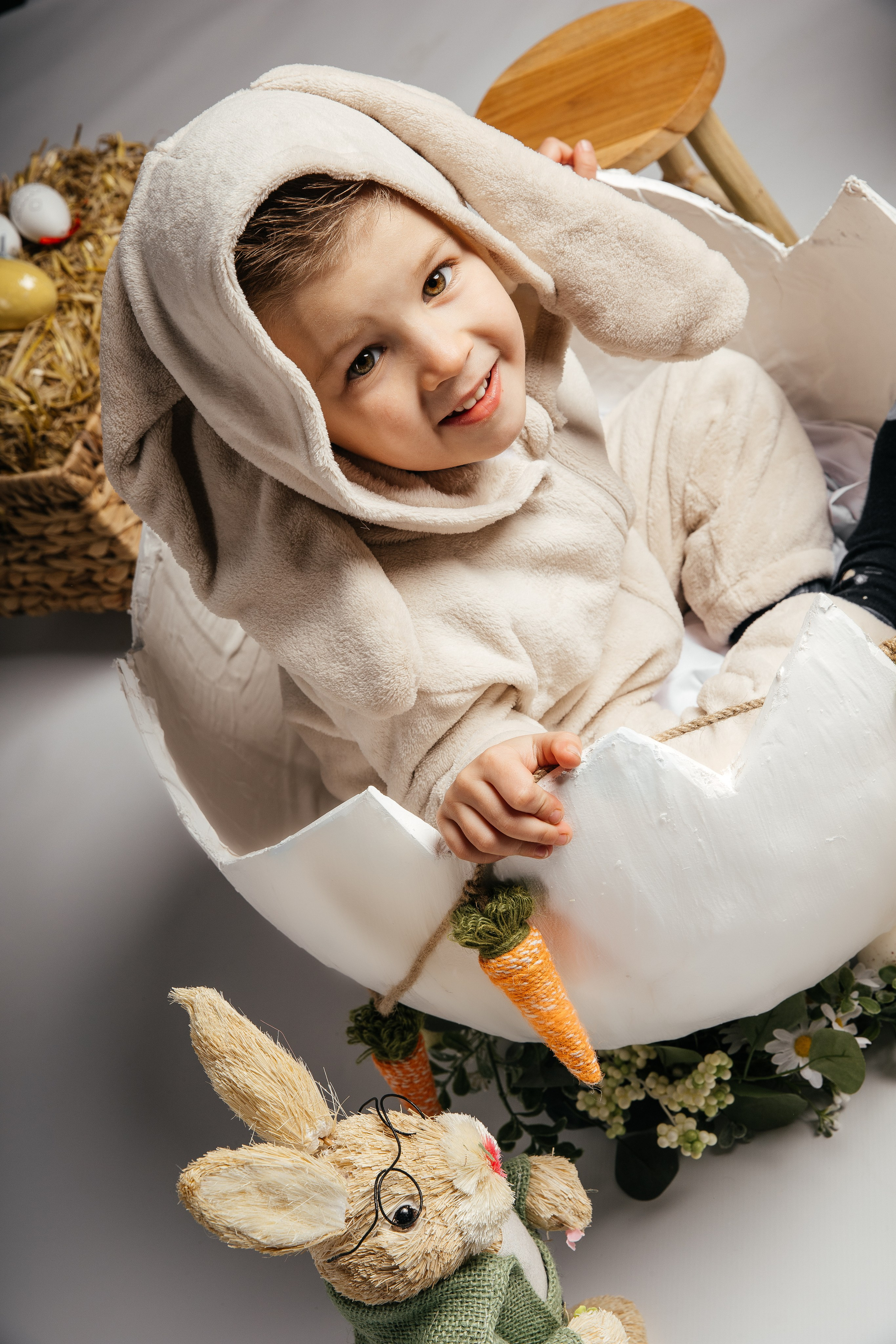 Easter Photoshoot. Https://valphoto.wfolio.pro/