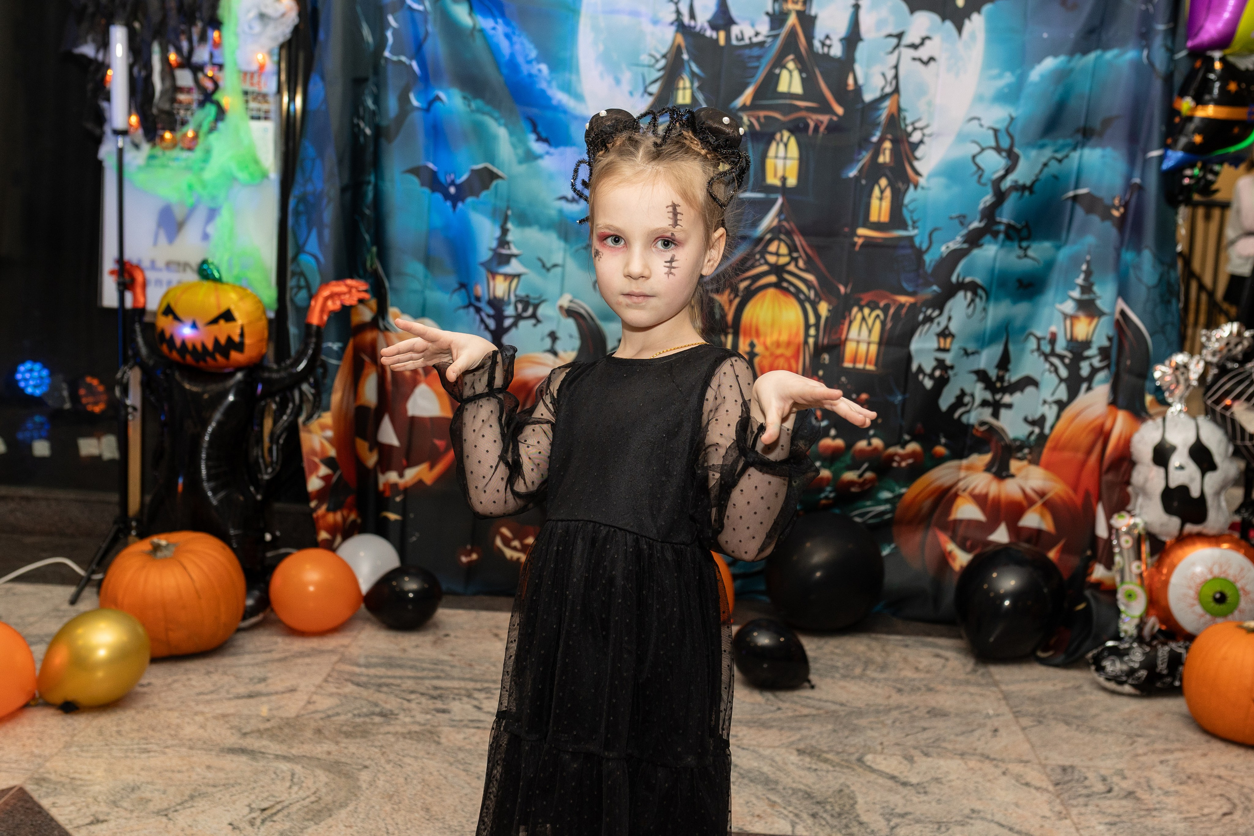 Leo dance studio Helloween 2025. Семейный и детский фотограф в Варшаве Мила Бобровская
