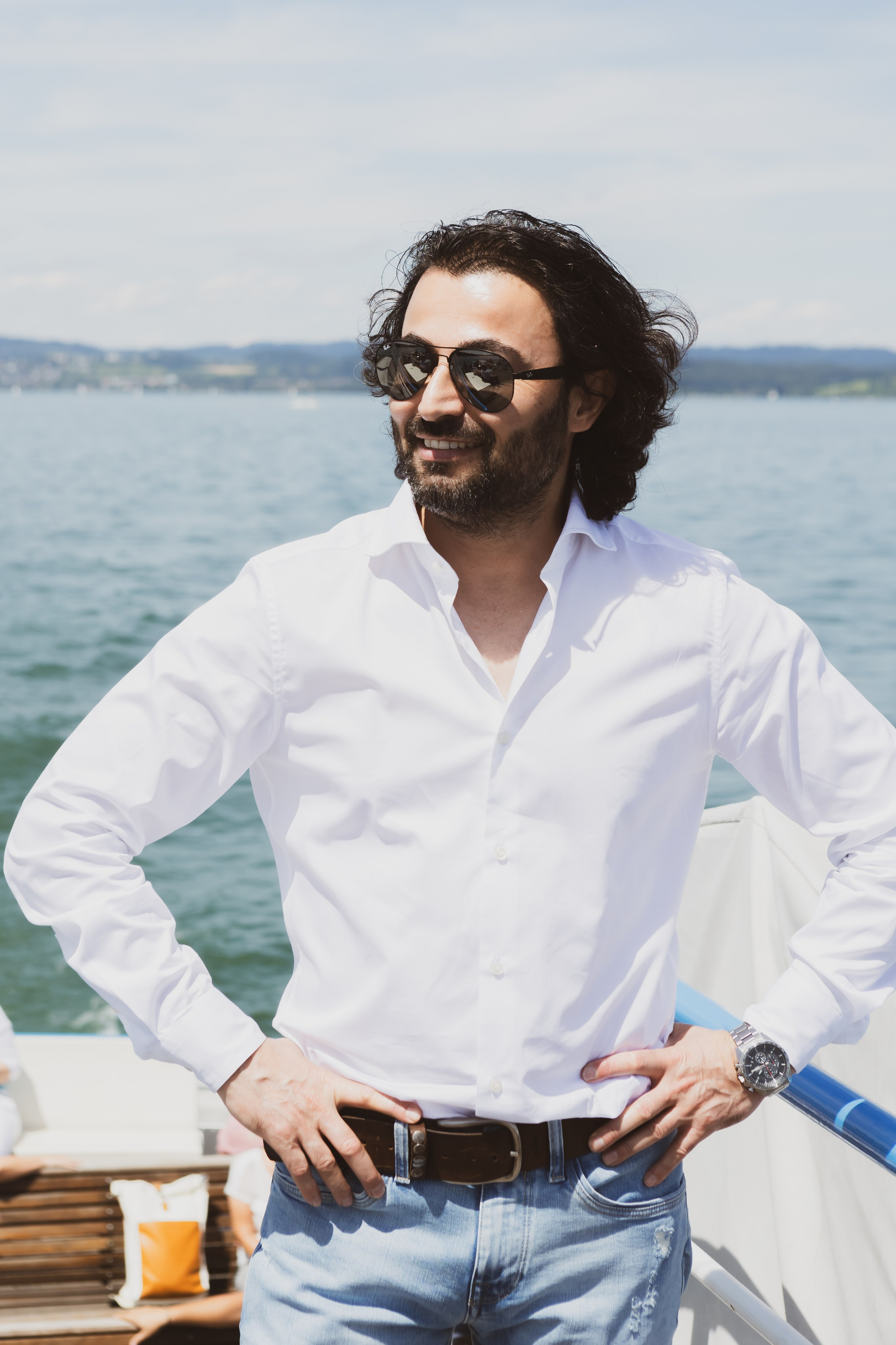 Ausflug mit Vertretern eines Kosmetikunternehmens. Adelya Tomin