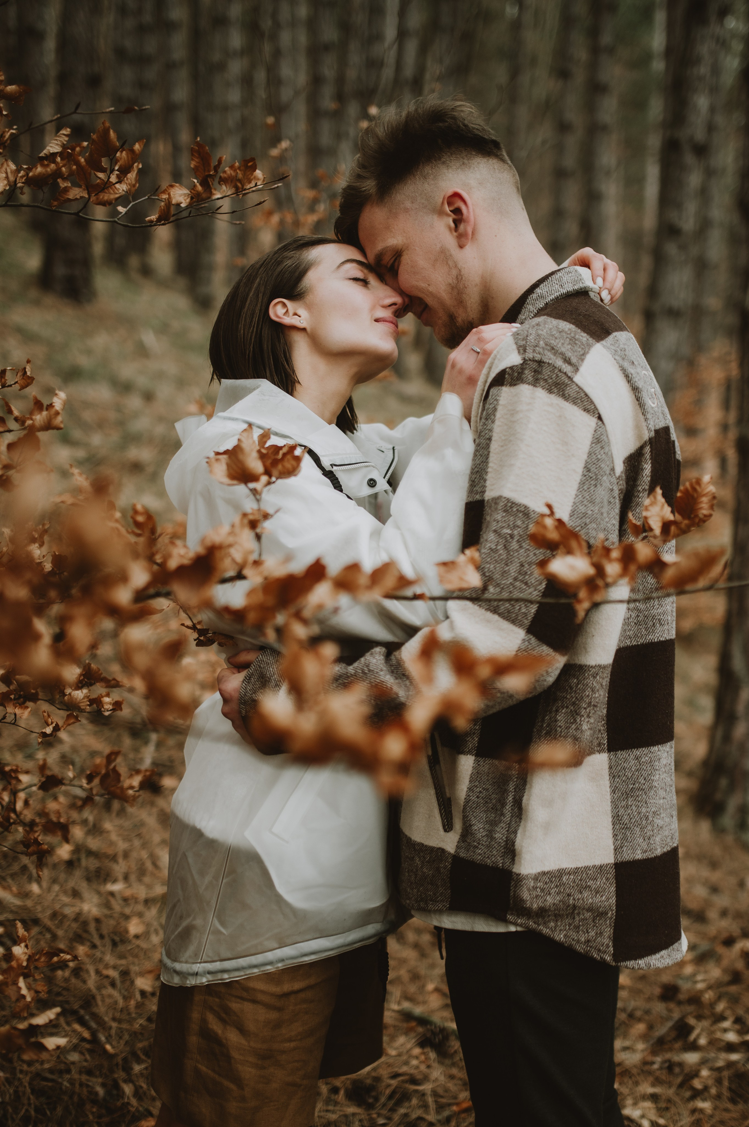 Sedinta foto de cuplu in munti, sedinta save the date pe munte. Proud Vision Weddings | Wedding Photography & Film — Servicii profesionale Foto Video Nunta Iasi