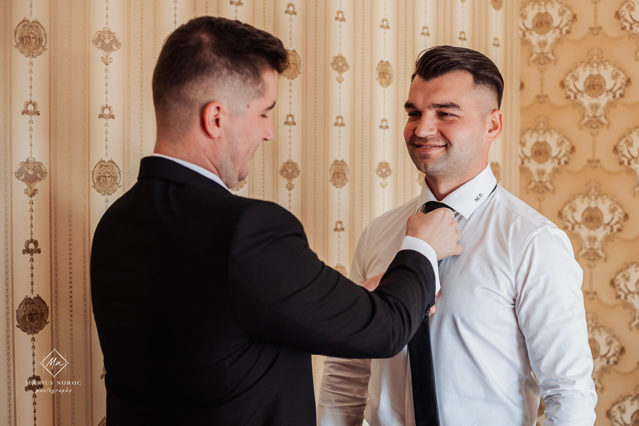 Elena & Petrisor | Hotel Restaurant La Castel Iasi