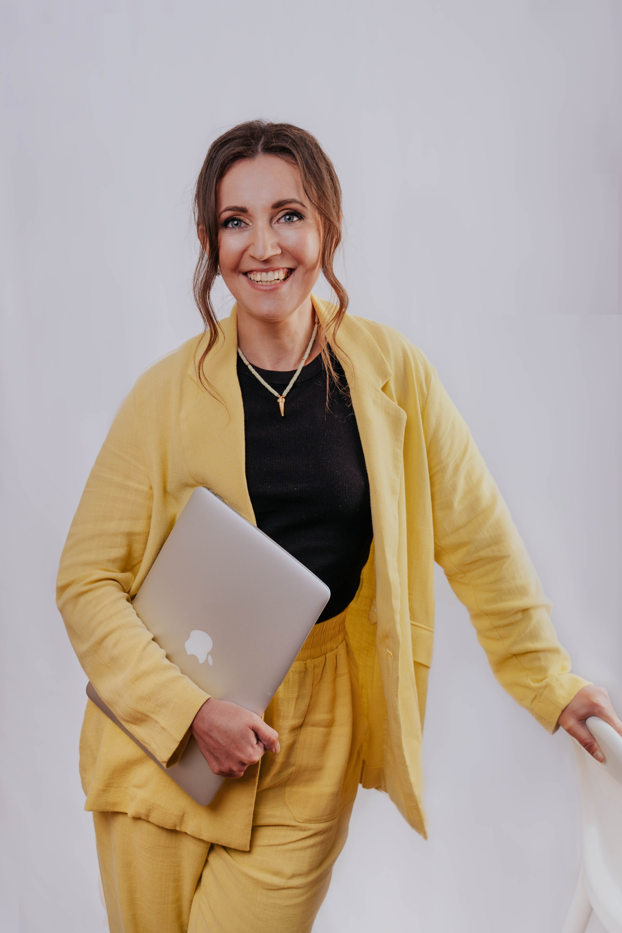 OxanaDia — Brand And Business Photographer in Barcelona. Barcelona Brand Photographer and Videographer Oxana Dia