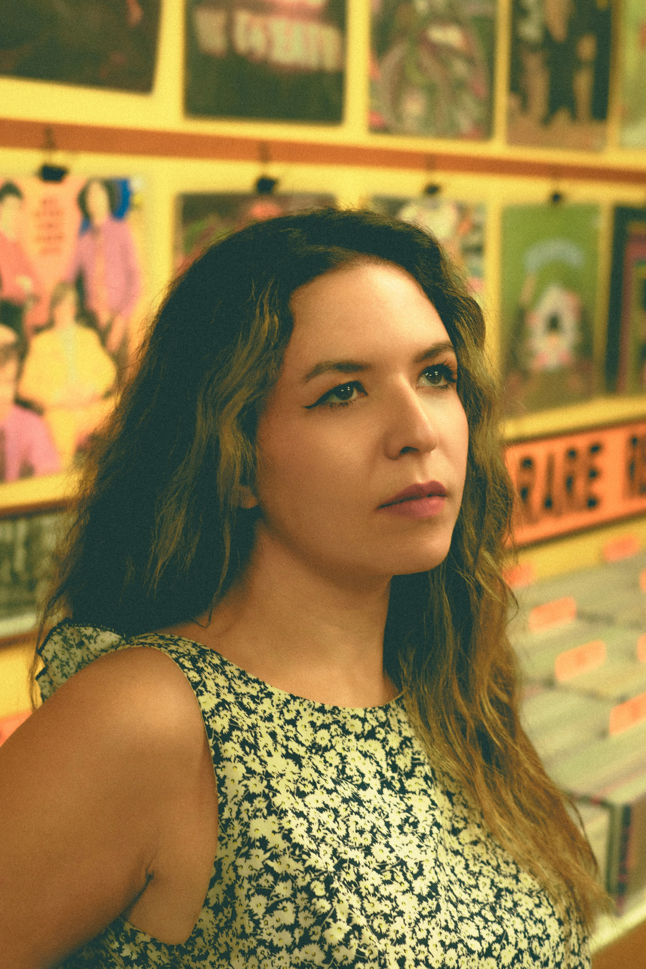 Miriam | Vinyl store. Photographer in Greece Kristina