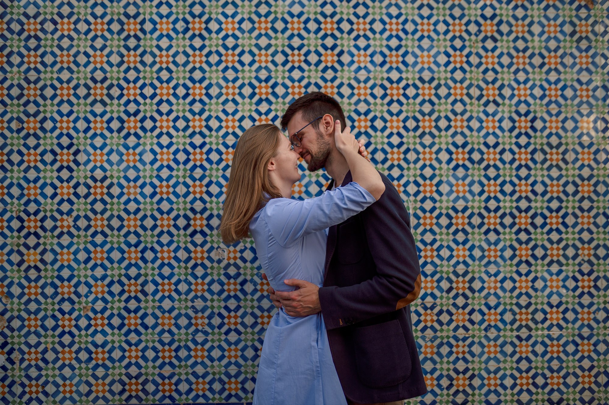 Belém Tower and the MAAT Museum are two contrasting yet impressive locations for a photo shoot in Lisbon