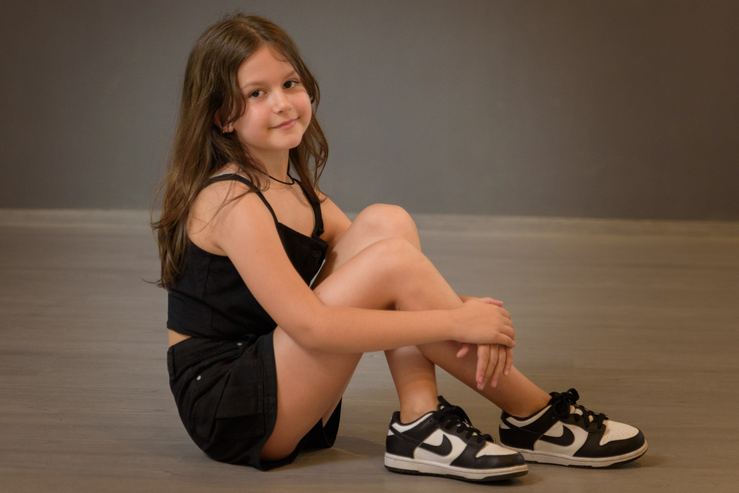 Corporate photographer, business photo session, corporate photographer price, Professional Services for Business Events, Business portraits, photos for events organized by companies, product photography, Bucharest business photos, Bucharest professional photos, Professional portrait photos, embassy events, product launch , fashion photography, fashion photography, workshops