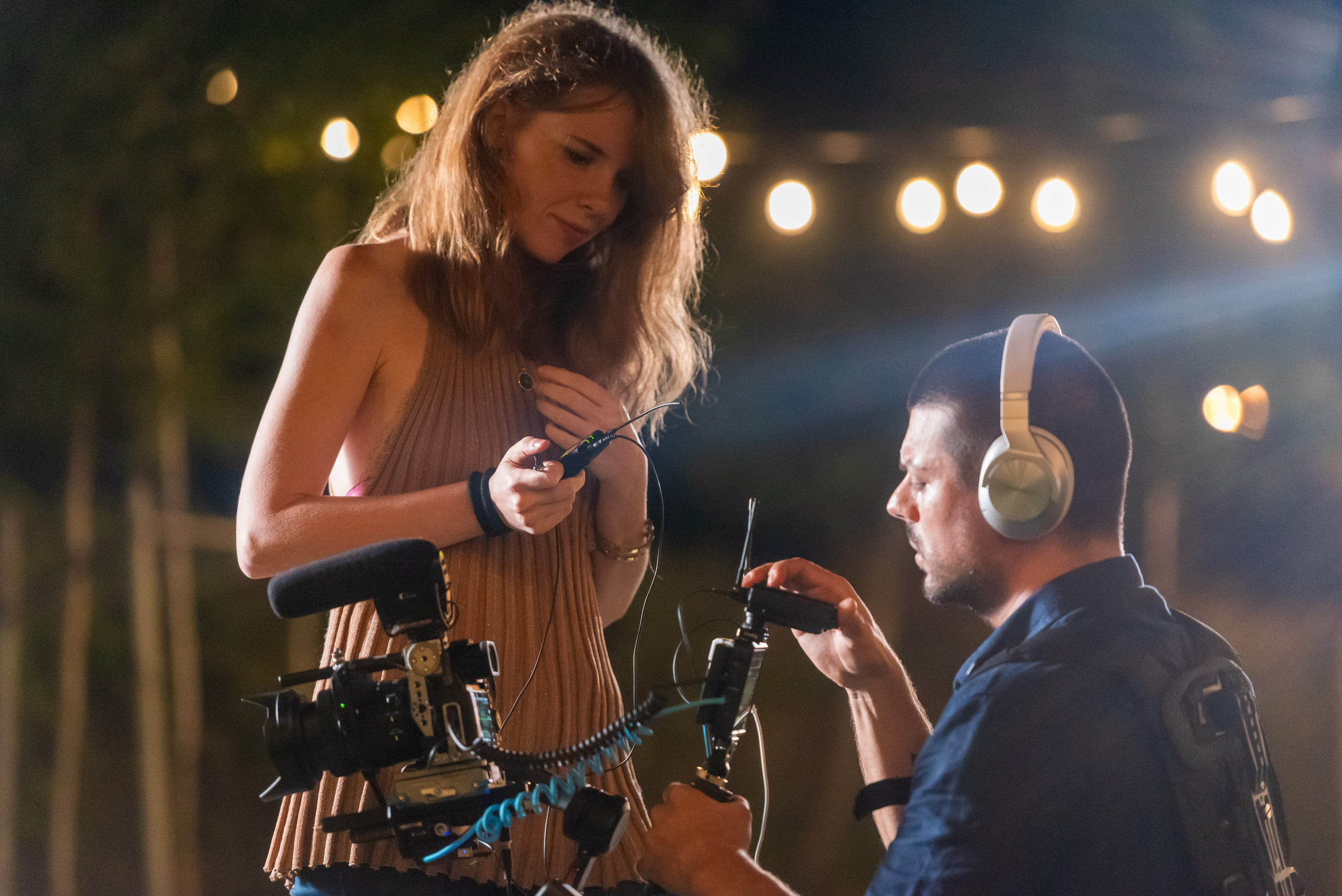 Cât ne costă nunta? Ghid complet pentru viitori miri, cost nunta, ce cheltuieli avem la nunta, cat costa dj, cat costa buchetul de mireasa, cost buchet nasa, cost formatie, cost band, cost saxofon, cost fotograf nunta, cost videograf nunta, cost salon de nunta