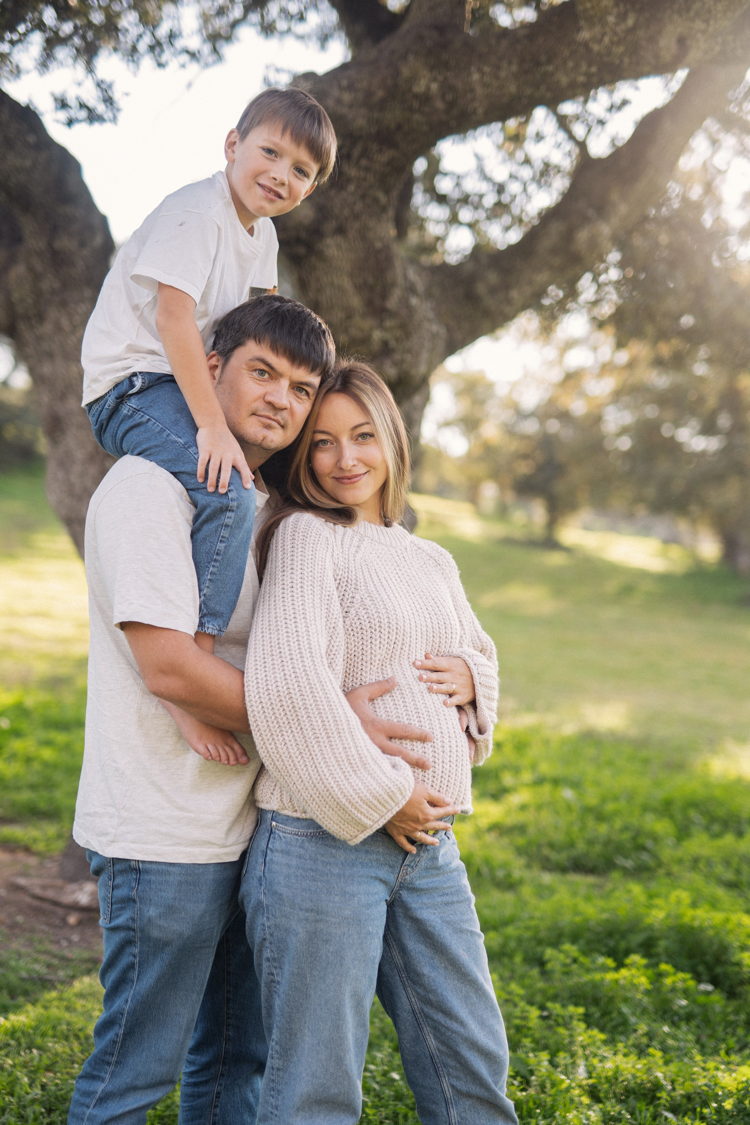 Family Session Photography in Spain. Photographer in Madrid, Spain. Alyona Belyaninova