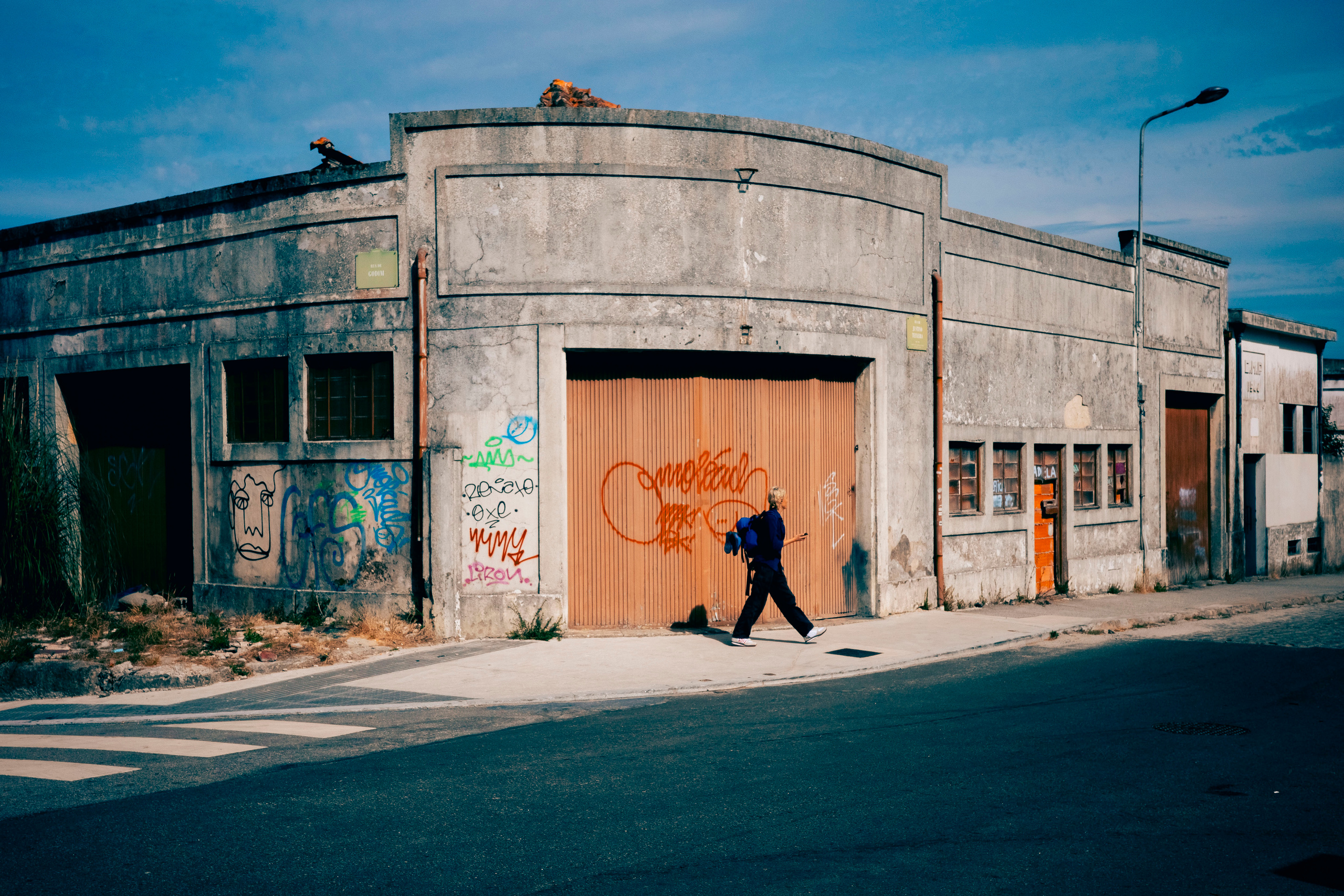 Street. Maria Sher. Professional photographer from Porto, Portugal