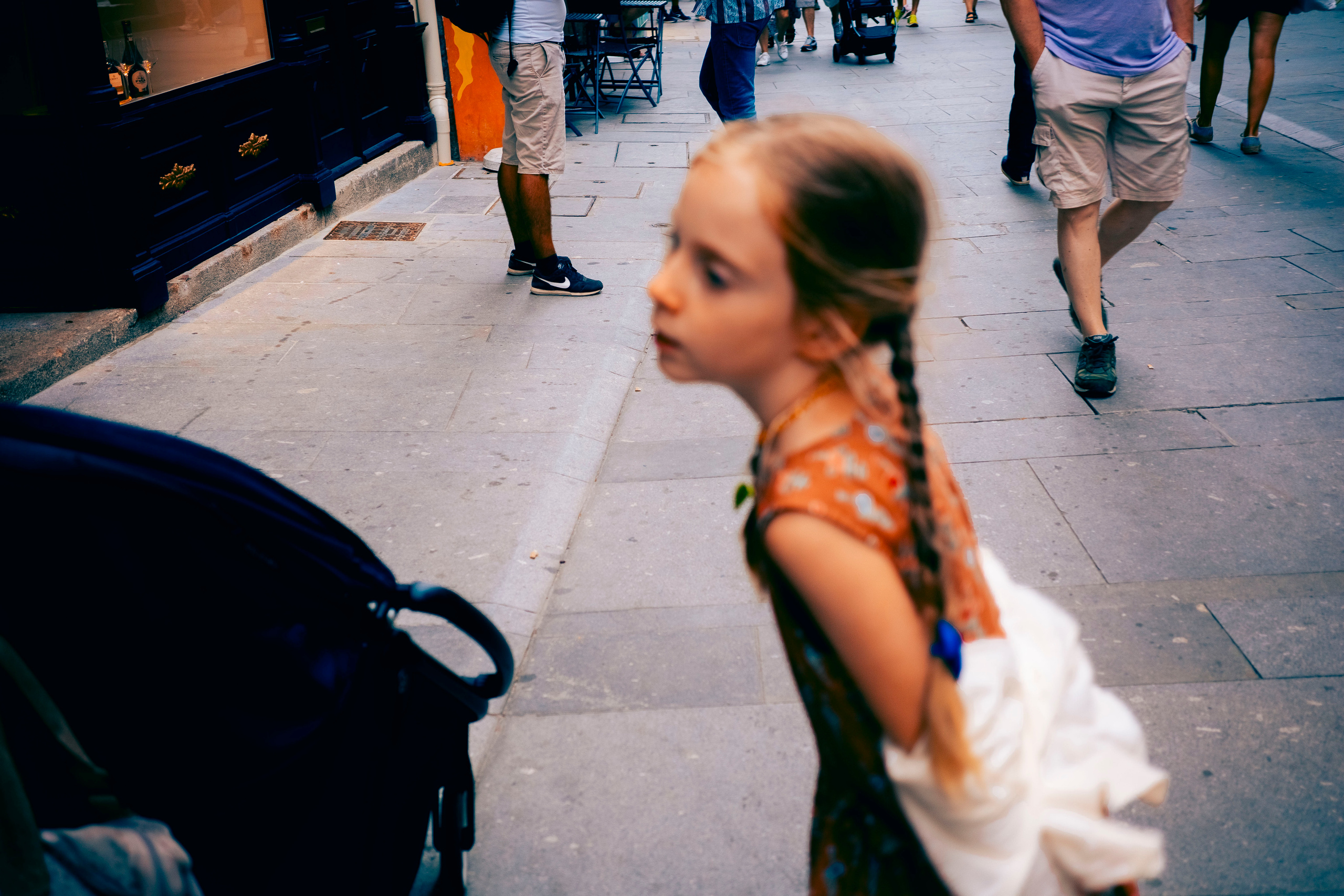 Street. Maria Sher. Professional photographer from Porto, Portugal