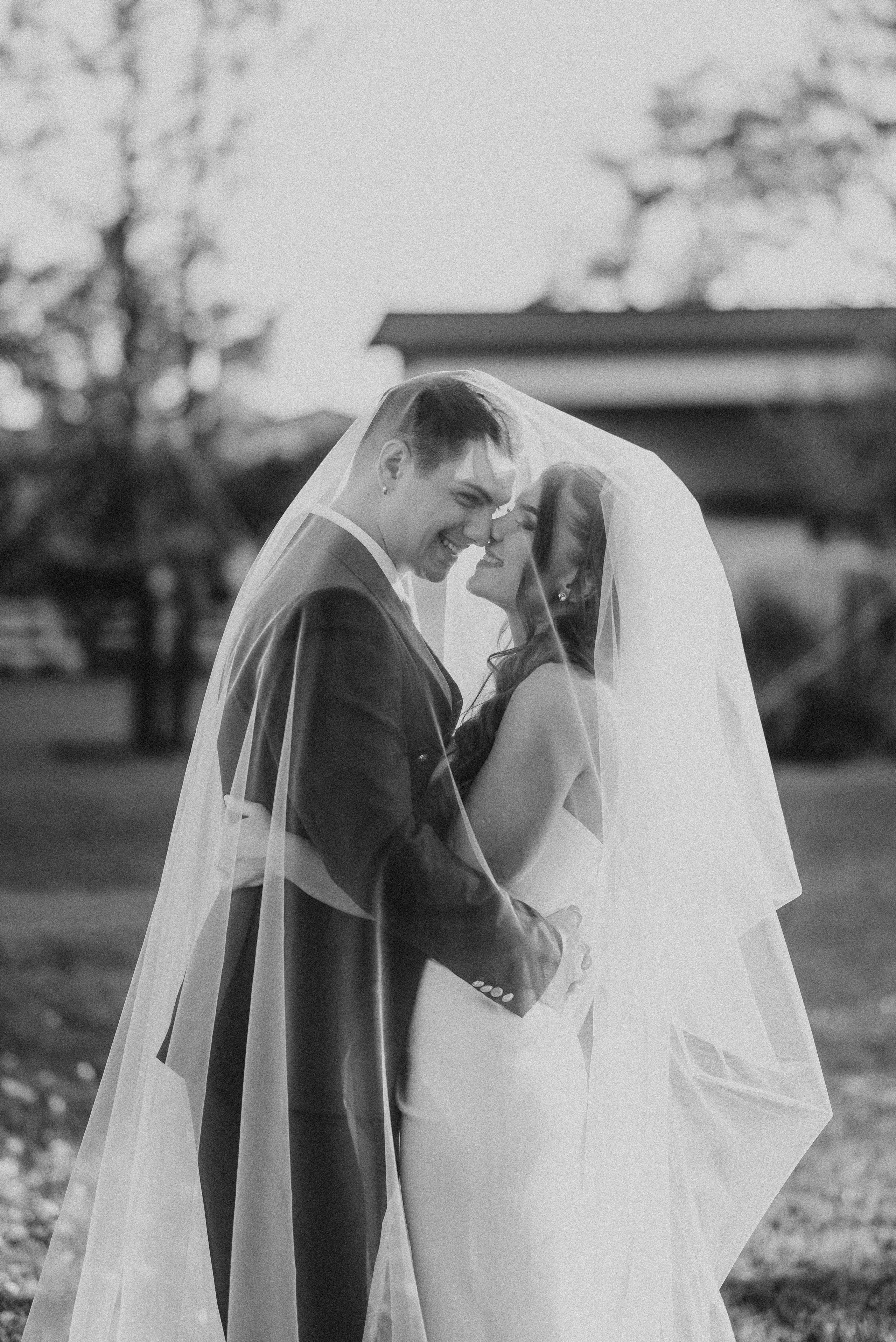 Proud Vision Weddings | Wedding Photography & Film — Servicii profesionale Foto Video Nunta Iasi