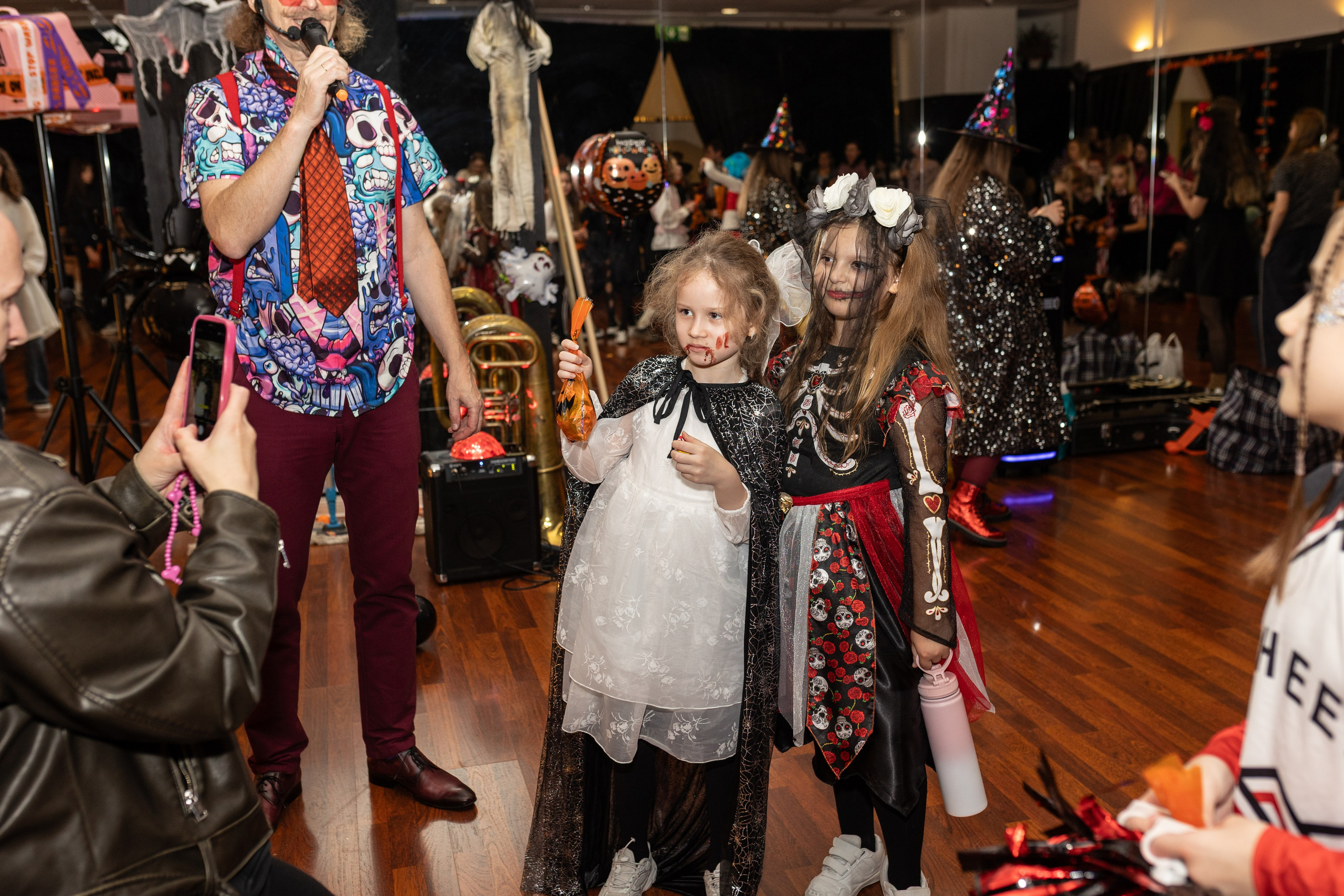 Leo dance studio Helloween 2025. Семейный и детский фотограф в Варшаве Мила Бобровская