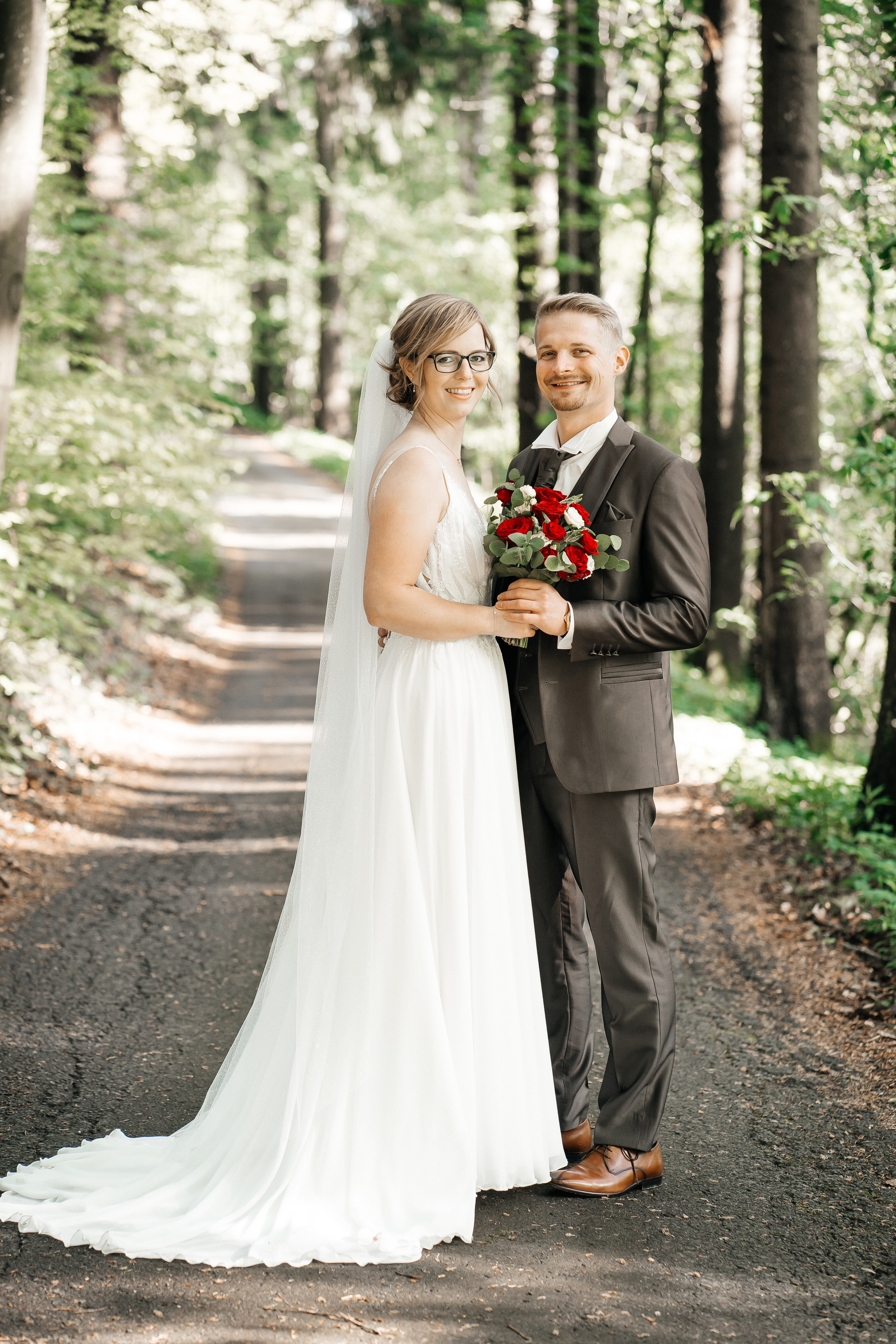 Christina und Fabio. Hallo, ich bin Nadya - Fotografin aus Linz, Oberösterreich