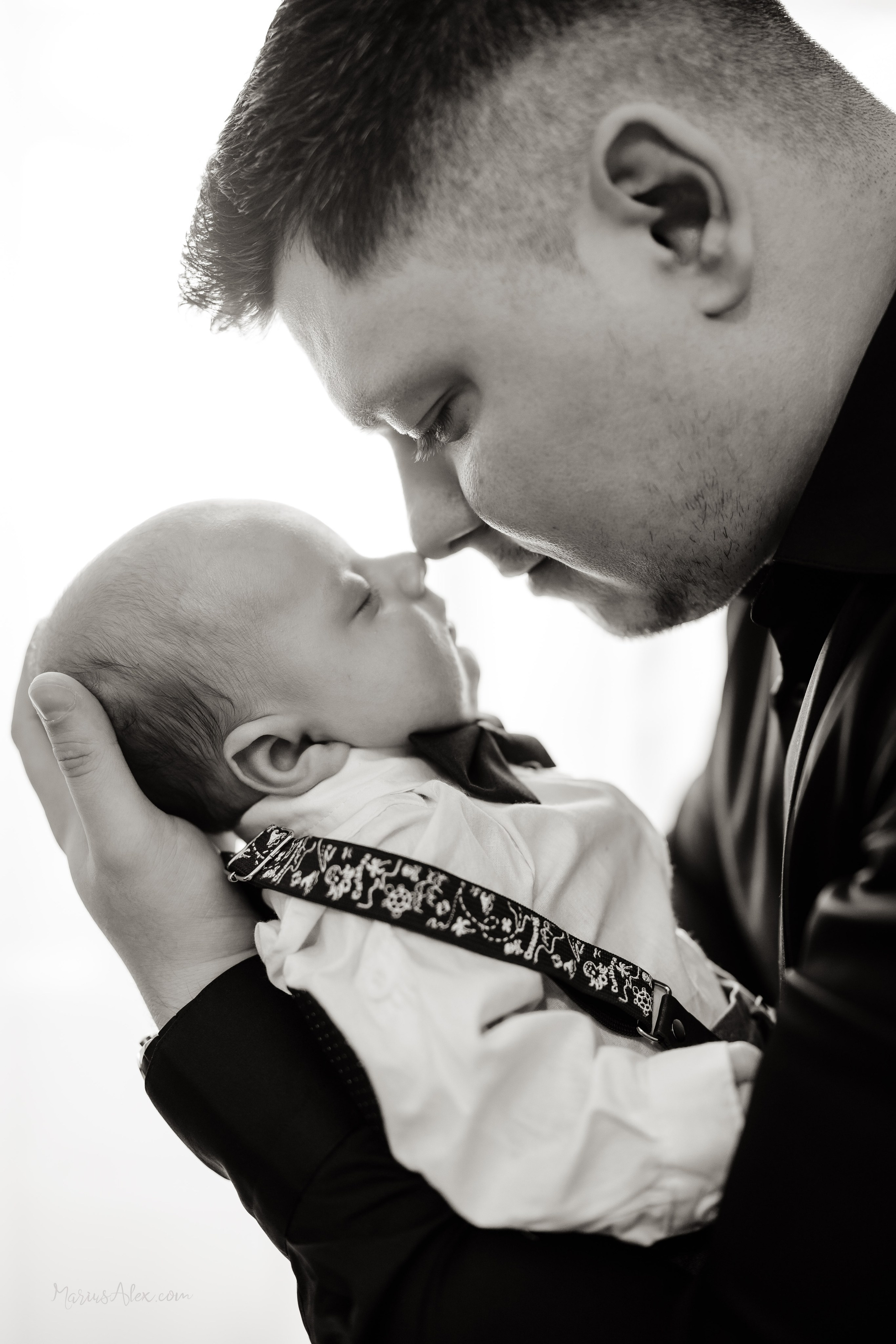 Micutul Mathias - Cel mai distractiv botez. Marius Alex fotograf de eveniment si portret din Suceava