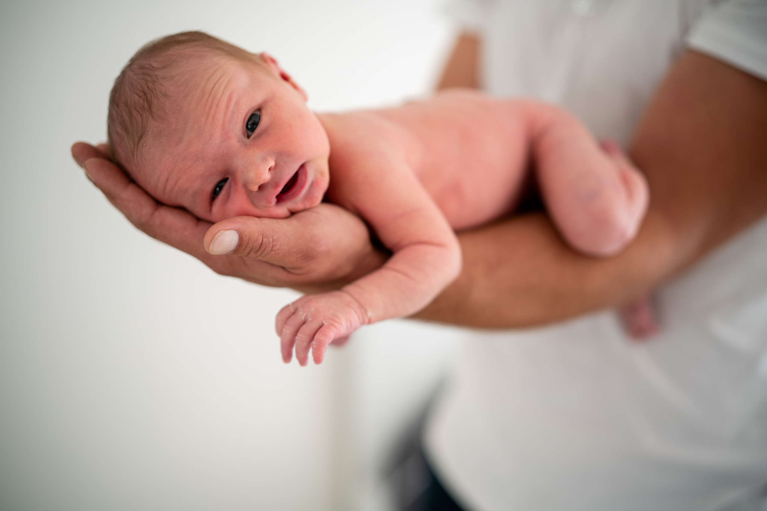 Newborn Lifestyle. Rodinna fotografka Plzen Anita Dergachova