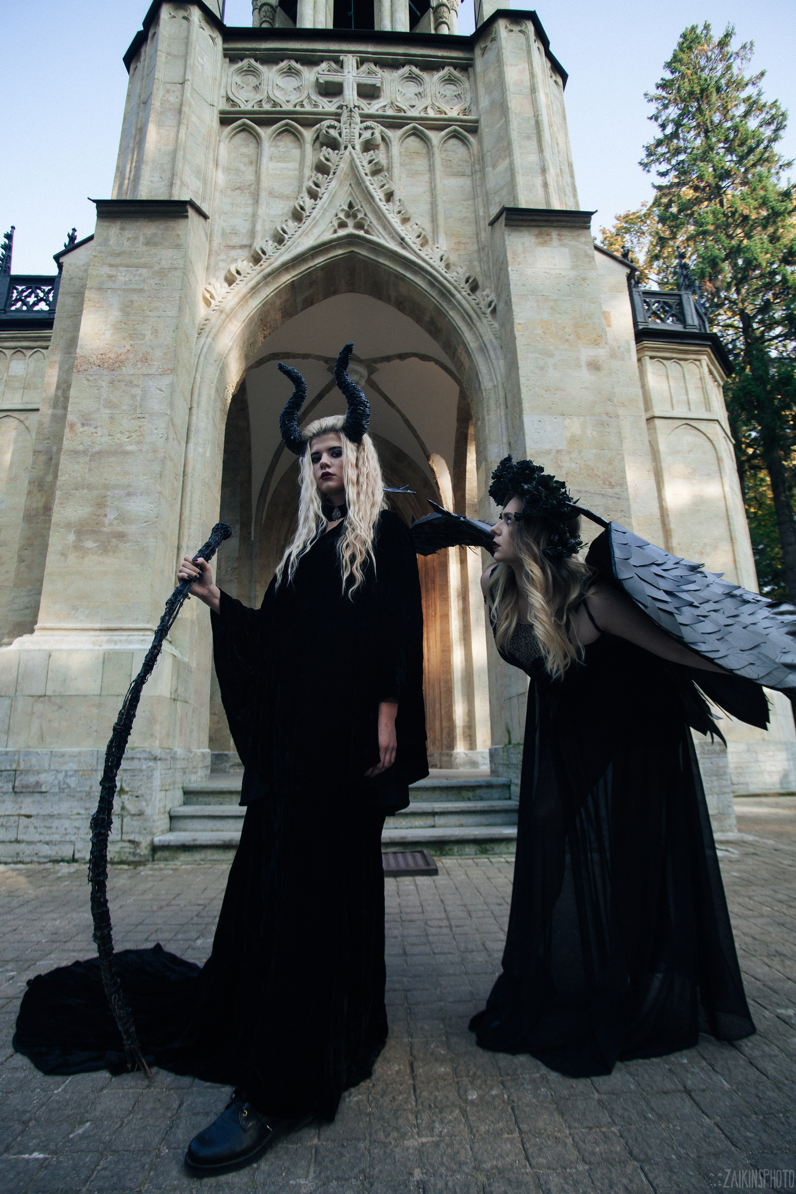 The Dark Autumn. Main