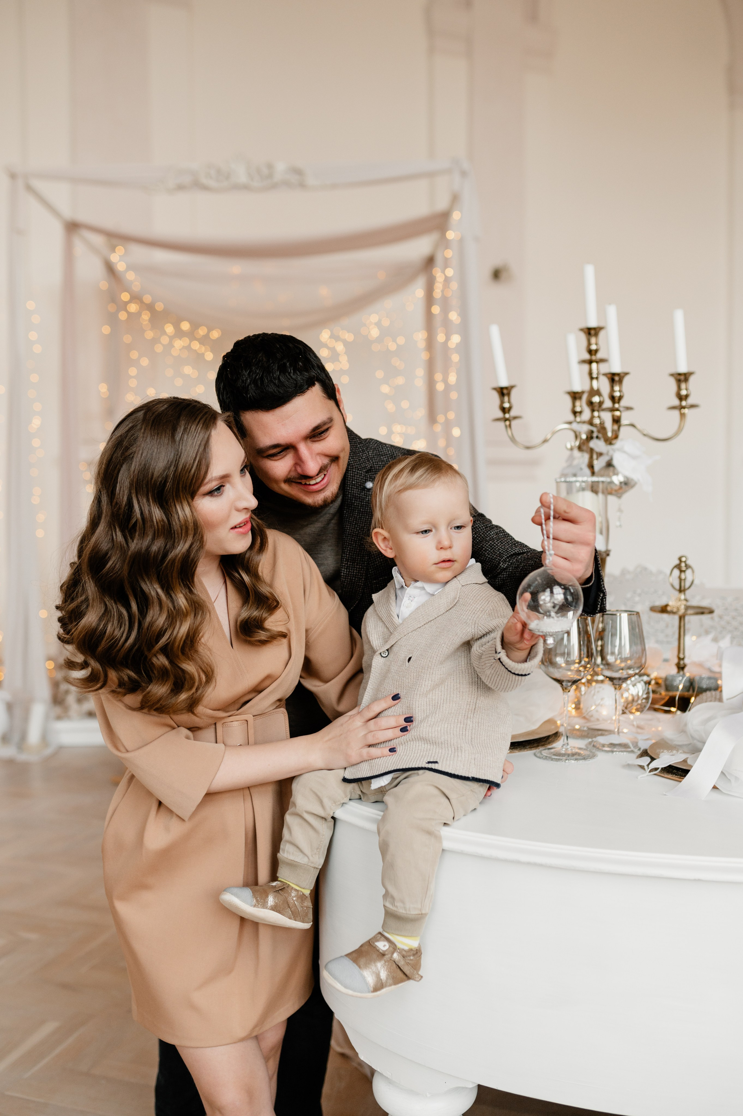 Sergei&Ana&Niki. ANNA-MARIA PHOTO CONTENT CREATOR — fotograf, estét, umělec a vizuální expert na Instagram v Praze