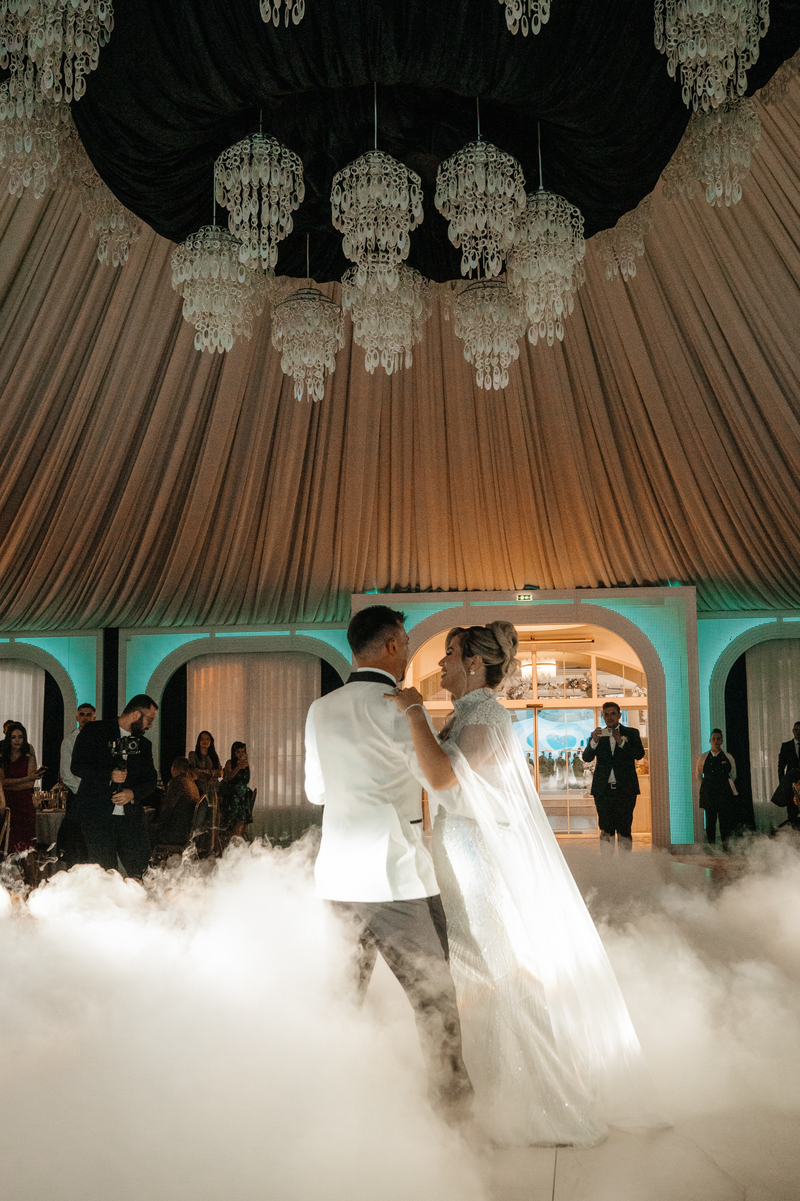 🤎 B i a n c a & A n d r e i - Wedding Day Preview. Wedding & Family Photographer