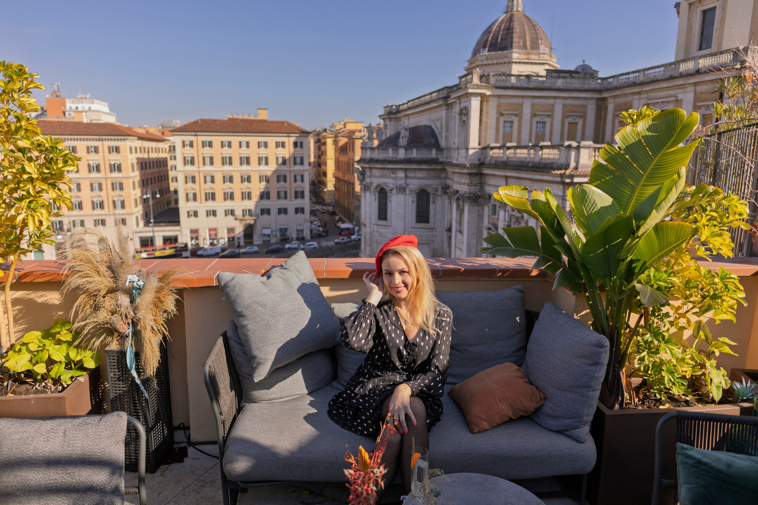 INDIVIDUAL SHOOTING. Hi! My name is Irena, and I’m a professional photographer specializing in family photography, love stories, and individual photoshoots