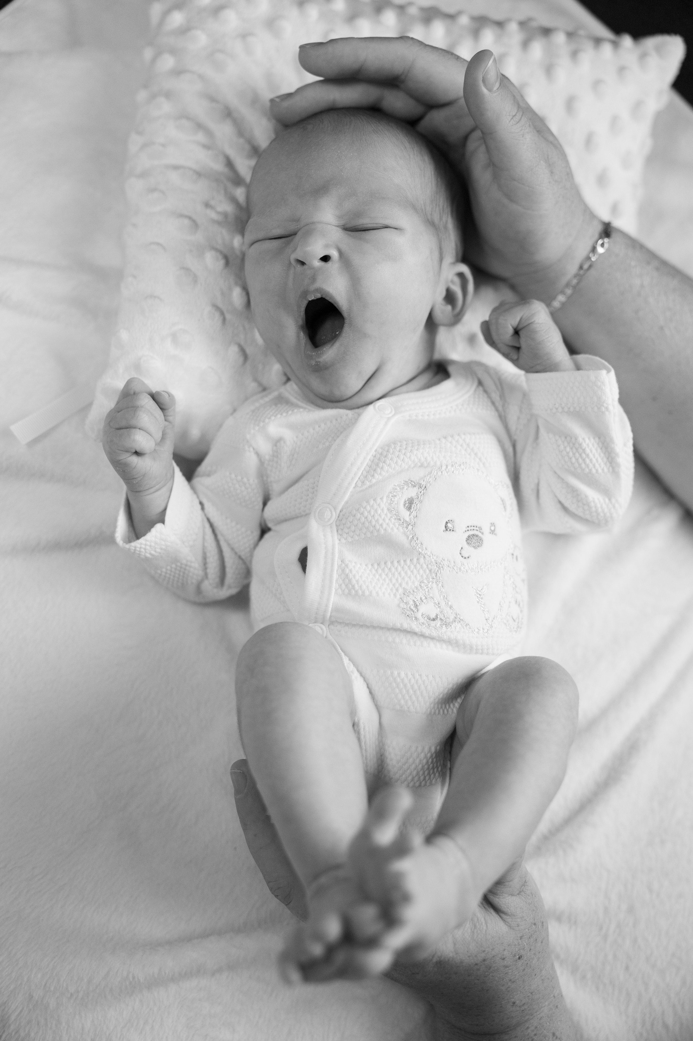 Newborn focení. Lifestyle a rodinná fotografka v Pisku Oxana Telupilova