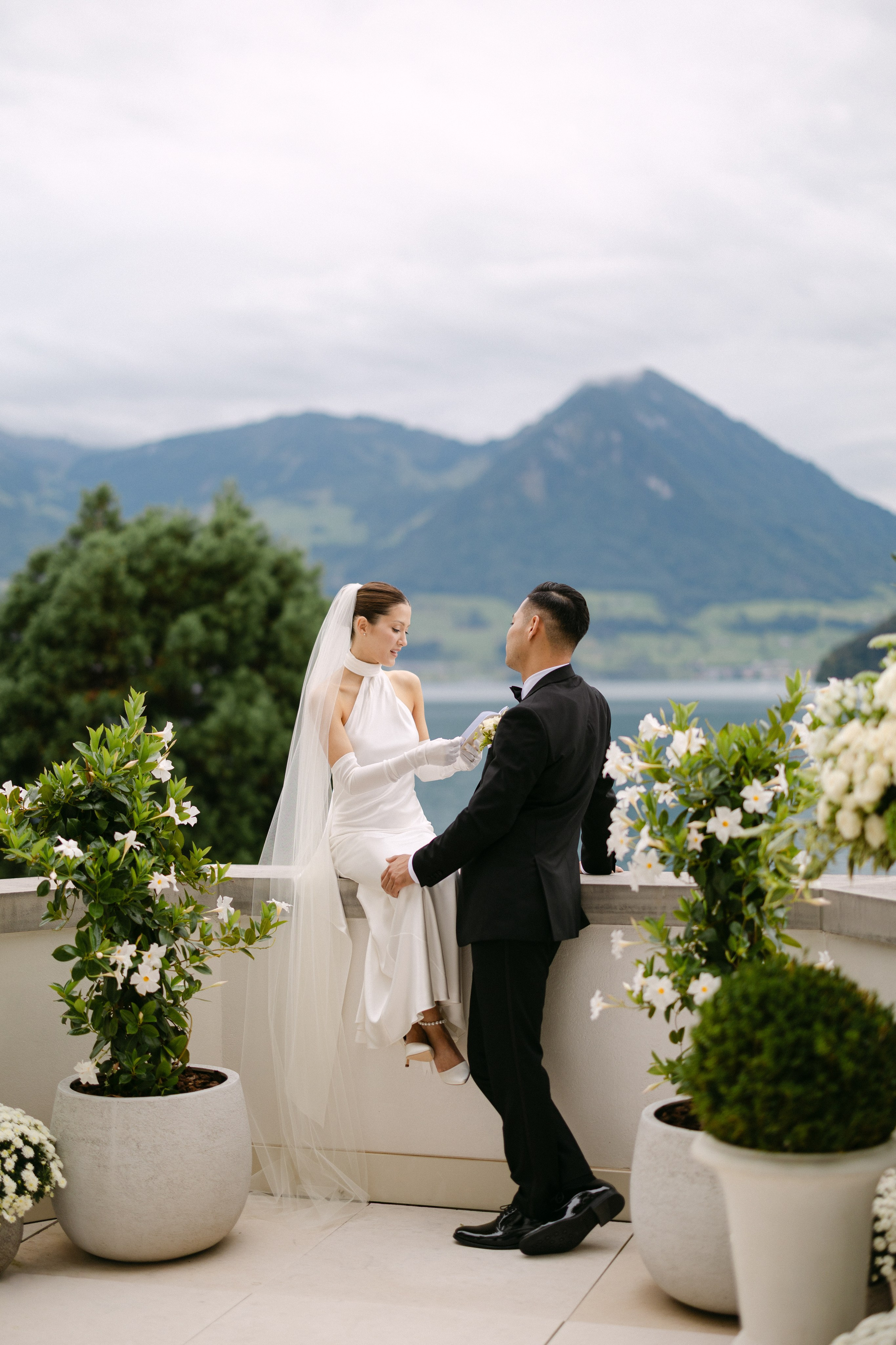 Intimate wedding at Parkhotel Vitznau on Lake Lucerne. Wedding and Family Photographer Switzerland and Italy. Valeria Diaz