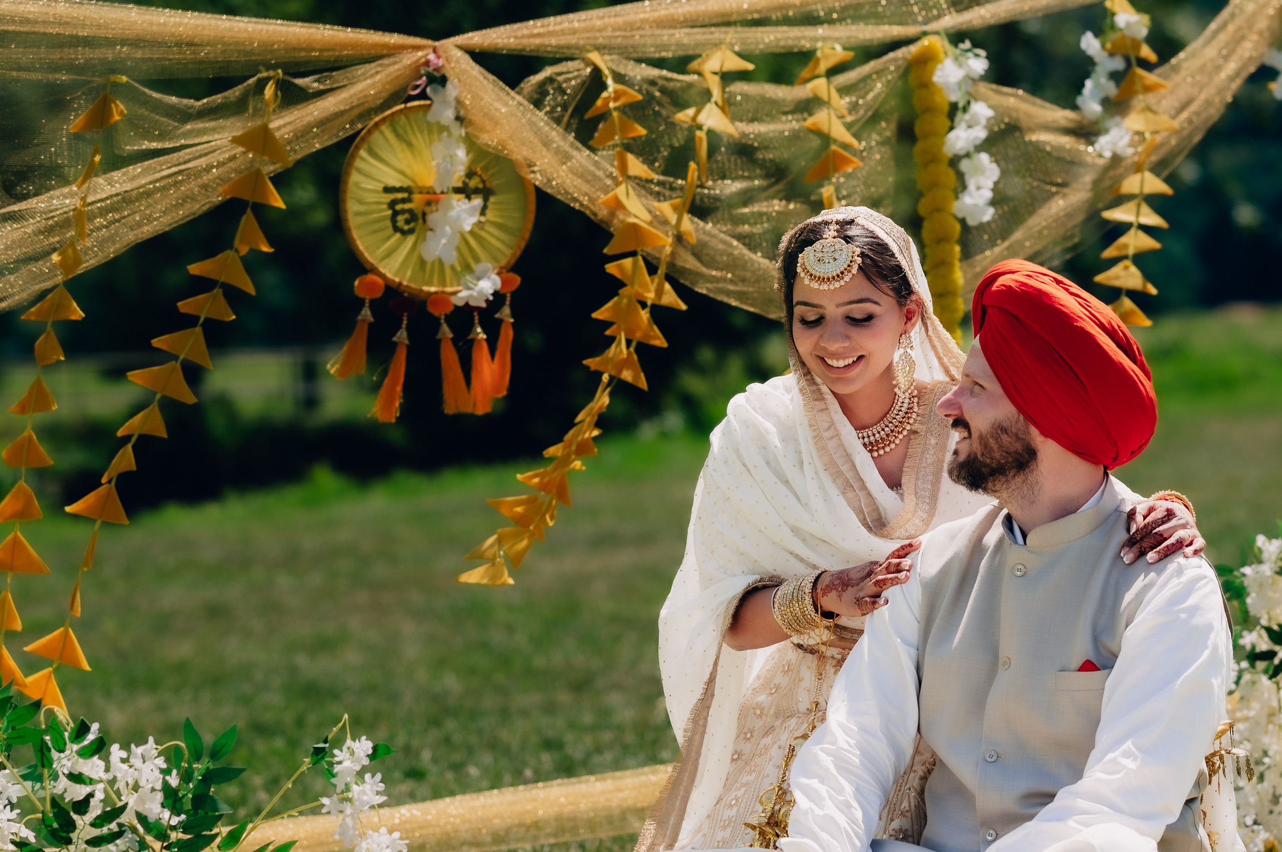 Hochzeitsfotografie in Singen – Sandeep & Mark. Authentische, emotionale, zeitlose Hochzeitsfotografie aus Albstadt