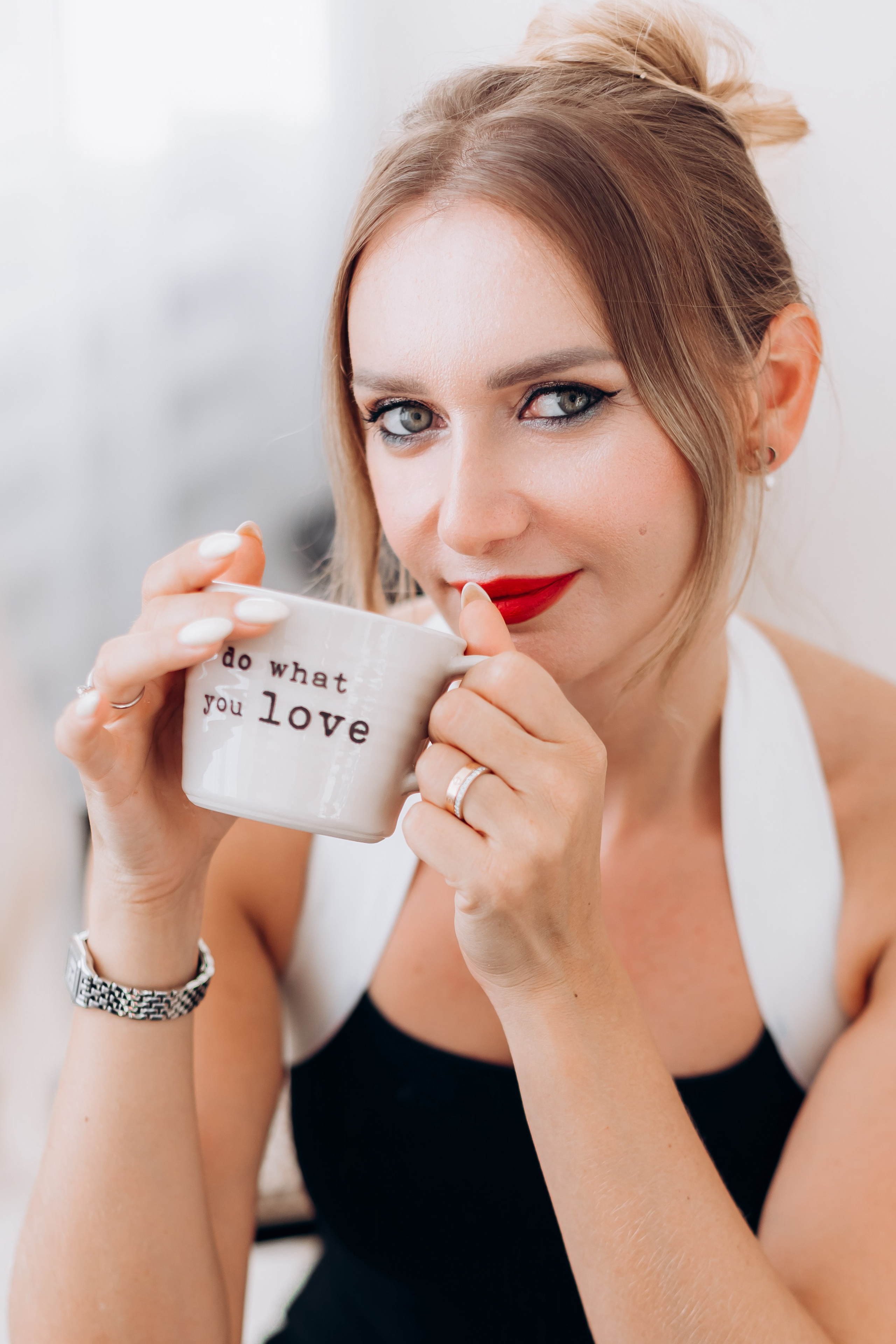 Anastasia (business portrait). Wedding and Family Photograph