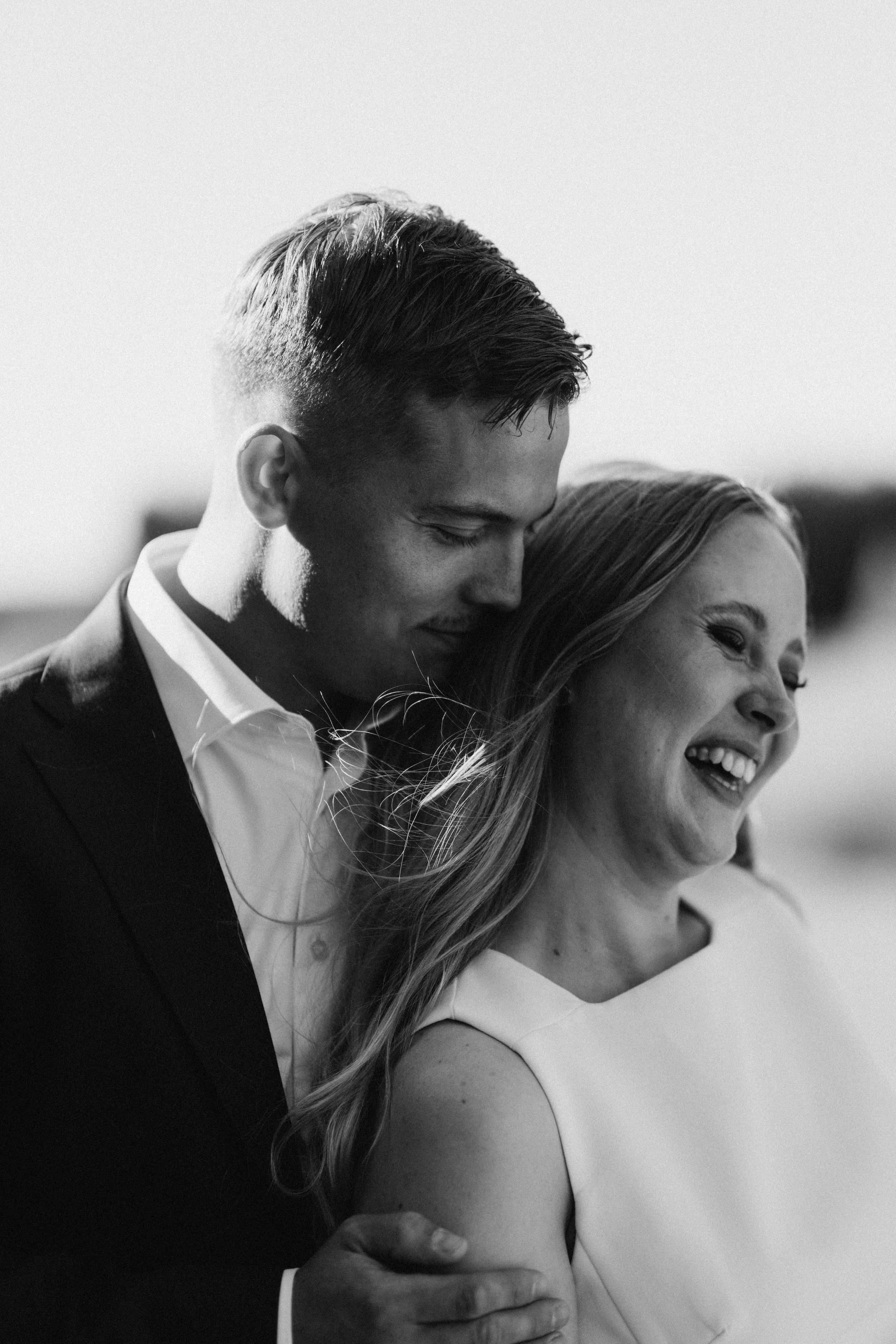 Wedding photo session in Pornainen. Wedding and portrait photographer in Helsinki Vickan O