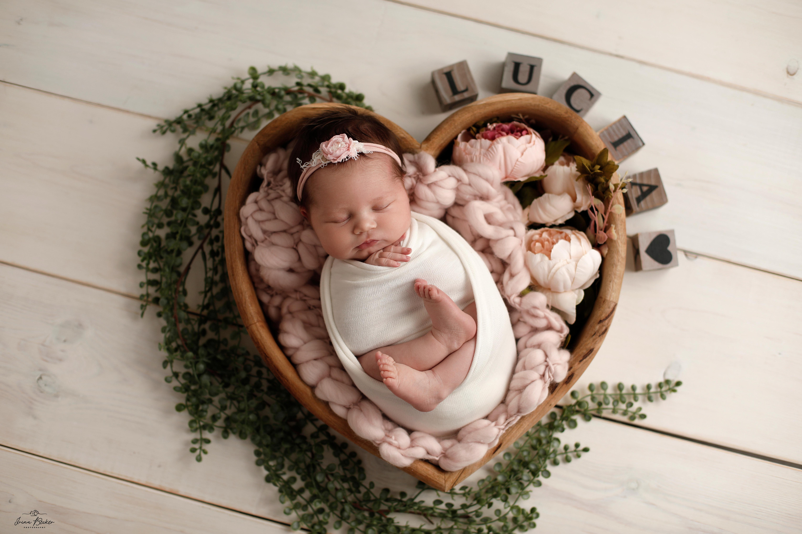 Babyfotograf Ulm, Babyfotograf Neu-Ulm, Babyfotograf Münsingen, Babyfotograf Metzingen, Babyfotograf Göppingen, Babyfotograf Tübingen, Babyfotograf Memmingen, Babyfotograf Reutlingen, Babyfotograf Stuttgart, Babyfotograf Günzburg, Babyfotograf Biberach an der Riss, Babyfotograf Alb-Donau-Kreis, Babyfotograf Bad Saulgau, Babyfotograf Bad Waldsee, Babyfotograf Ehingen, neugeborenenfotografie Ulm, neugeborenenfotografie Neu-Ulm, neugeborenenfotografie Stuttgart, neugeborenenfotografie Metzingen, neugeborenenfotografie Münsingen, neugeborenenfotografie Bad Saulgau, neugeborenenfotografie Bad Waldsee, neugeborenenfotografie Ehingen, neugeborenenfotografie Langenau, neugeborenenfotografie Ravensburg, neugeborenenfotografie Sigmaringen, Fograf Ulm, Fotograf Ehingen, Fotograf Bad Waldsee, Fotograf Friedrichshafen, Baby Ulm, Entbindung Ulm, babyfotograf Erbach, Babyfotograf Blabeuren, Babyfotograf Biberach