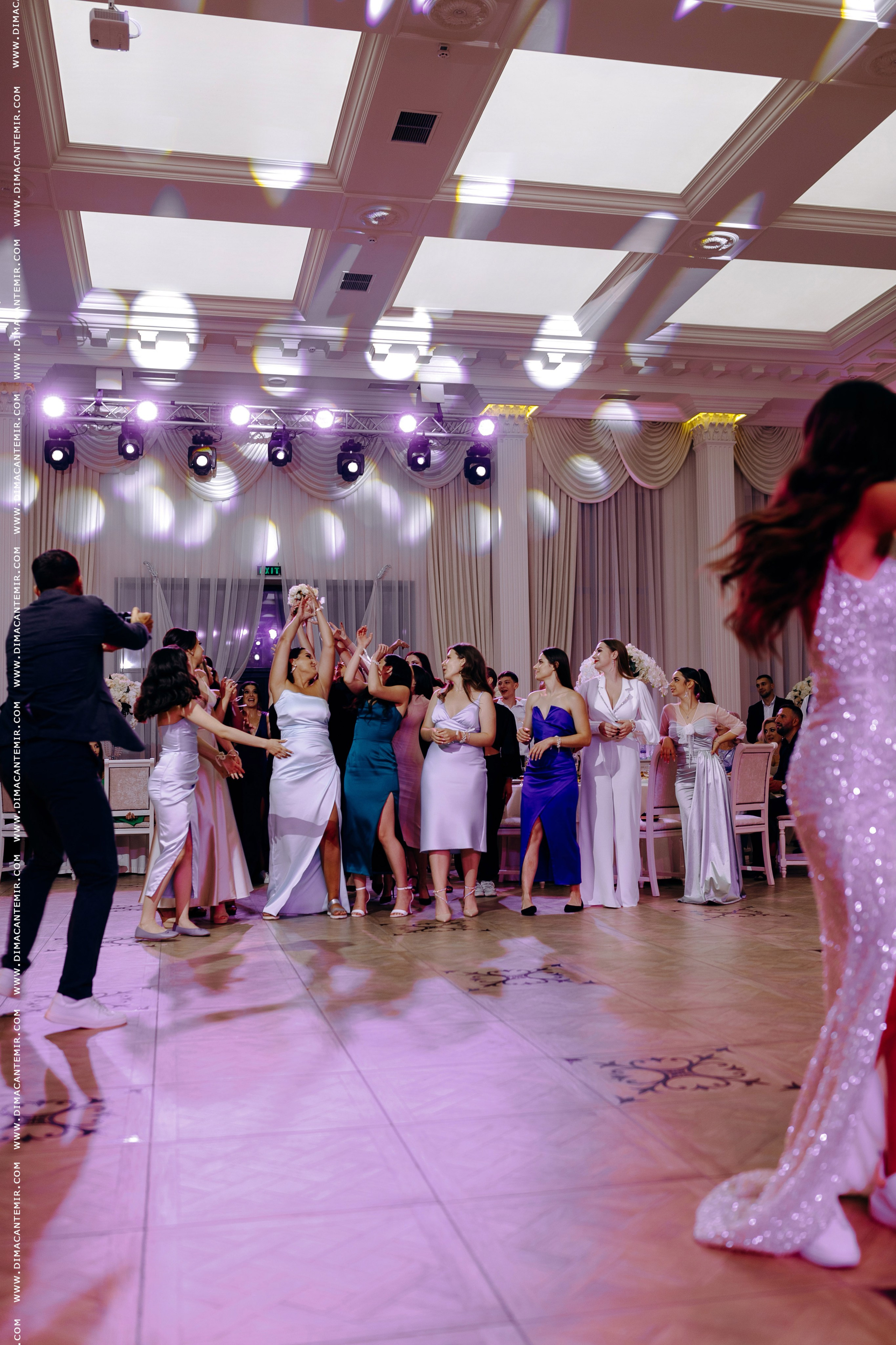 MIHAIL + SABINA | Grand Élysée. Fotograf de nuntă în Chisinau, Moldova. Poze și Video Comerciale