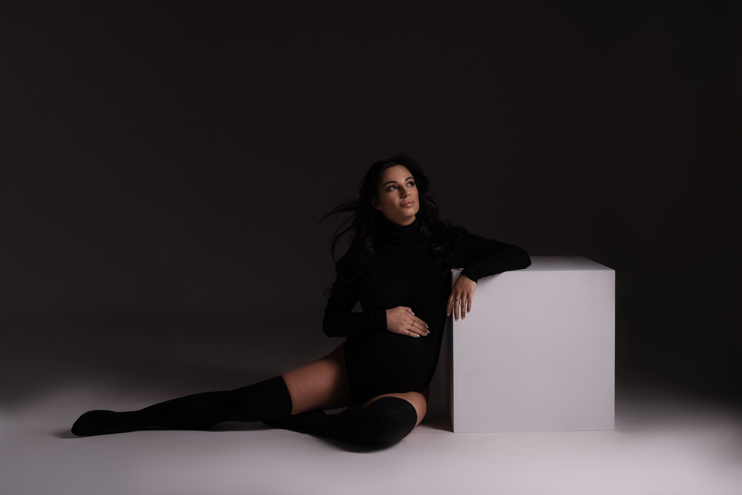 Sesja w stylu Vogue. Fotograf Łódź - sesja ciążowa, noworodkowa, dziecięca. Studio w Łodzi