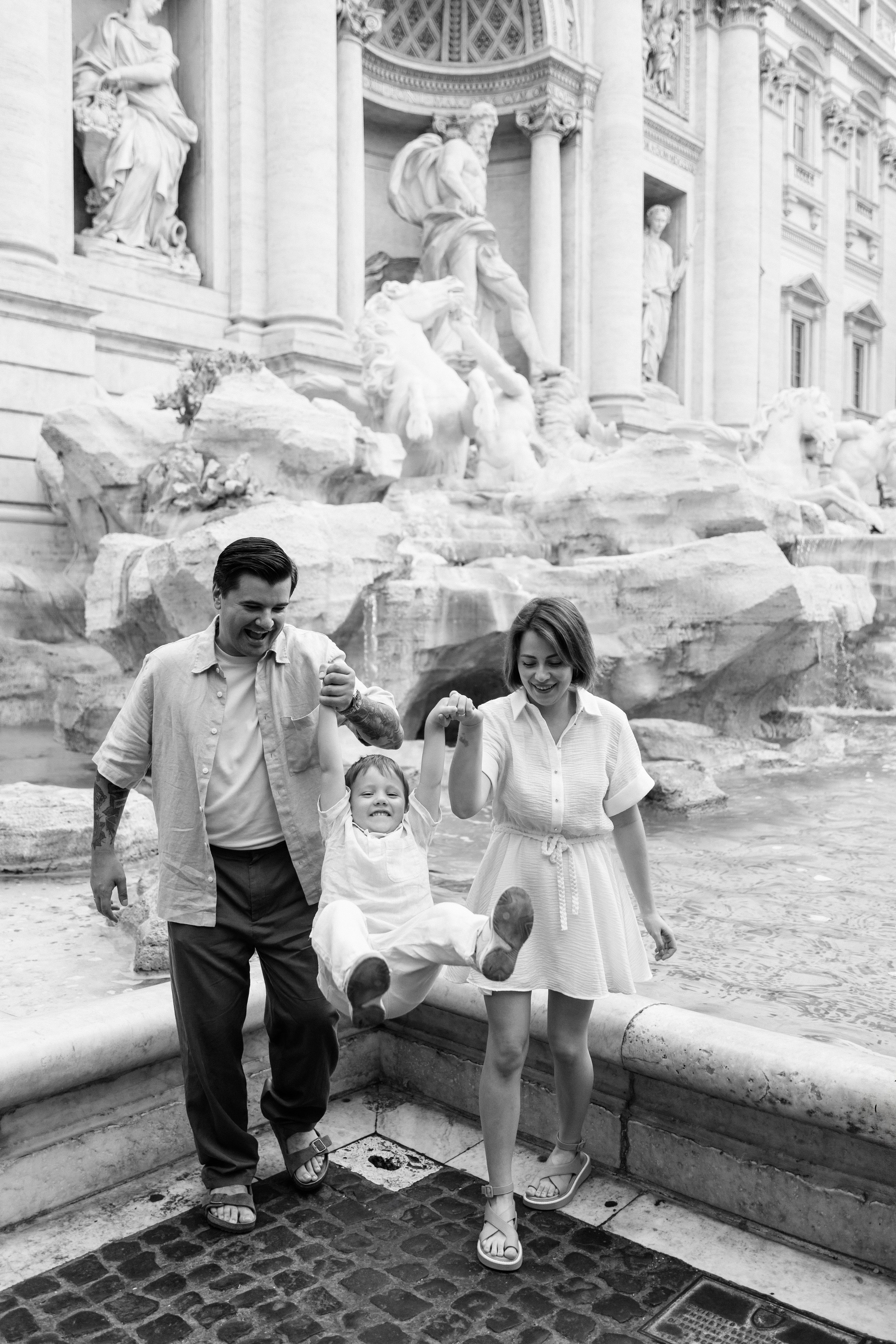 Wedding photographer Italy Rome, Tuscany, Lake Como, Sicily, Puglia. Wedding Photographer Rome Tuscany Como Sicily Puglia Amalfy Italy- Oksana Savenchuk