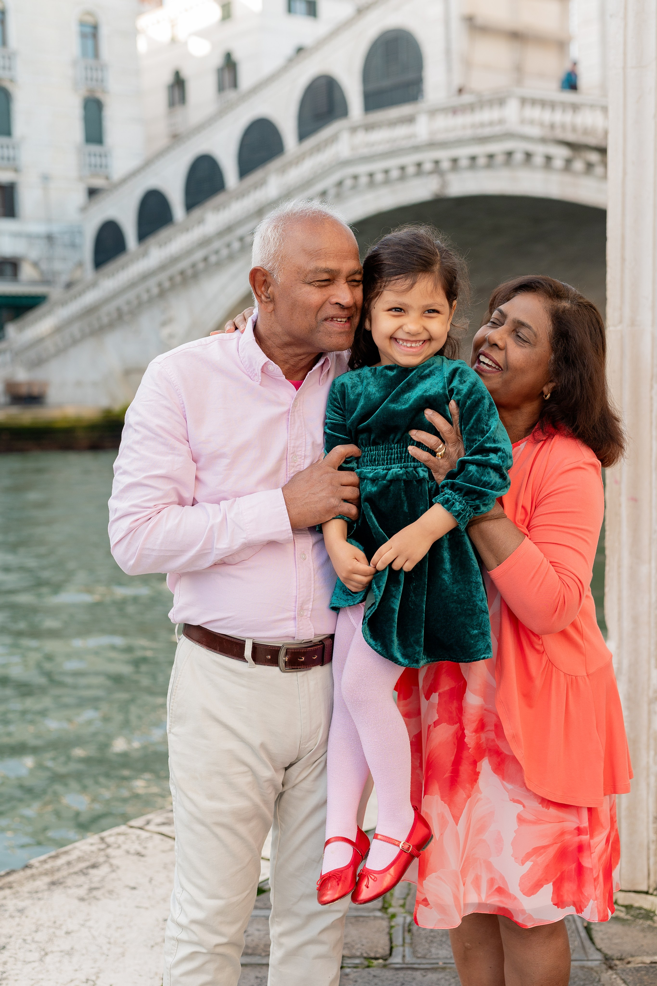 Family photoshoot in Venice. Photographer in Venice Anna Terzi