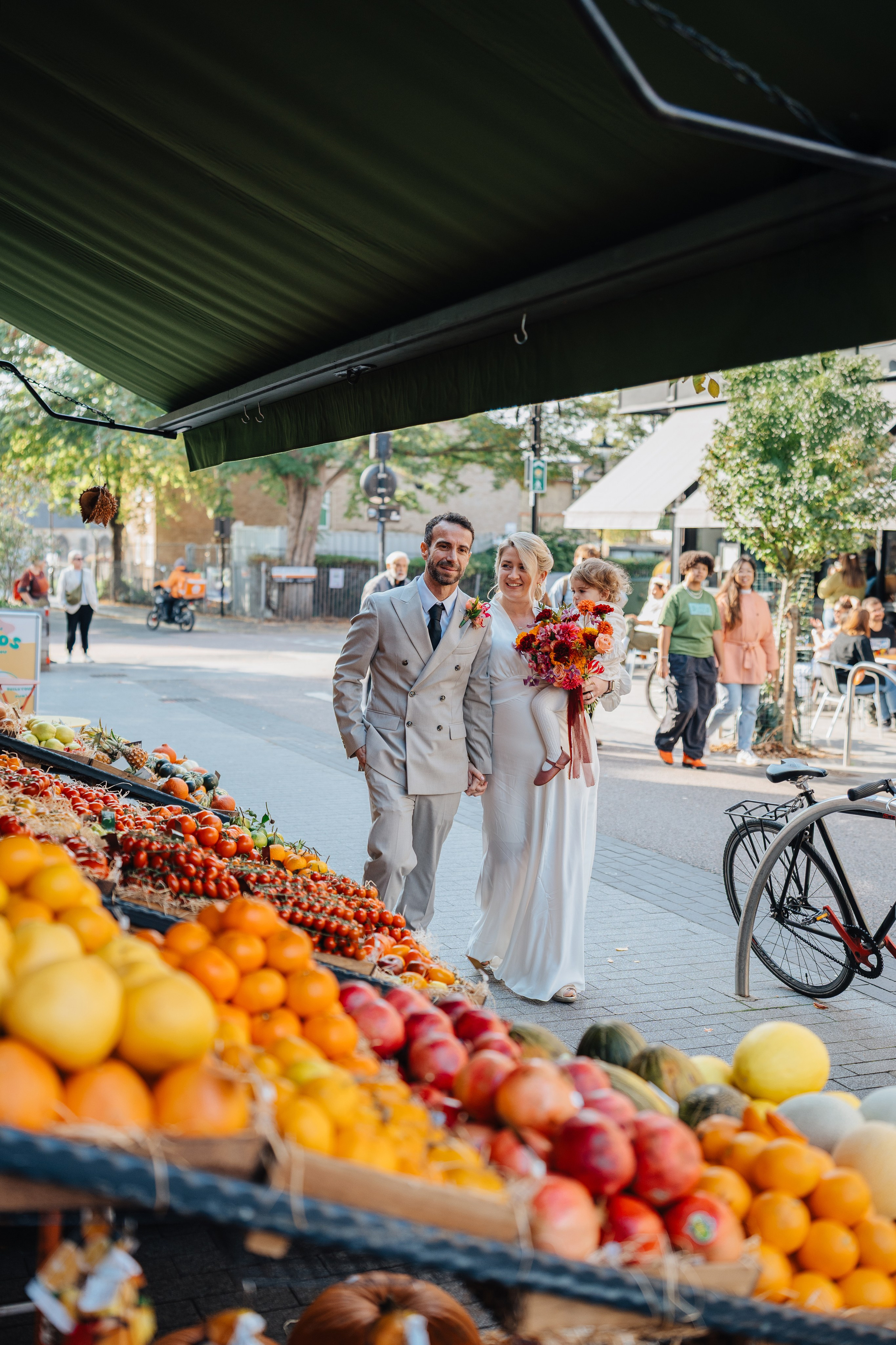 Irene and Juan. Wedding and family photographer in London